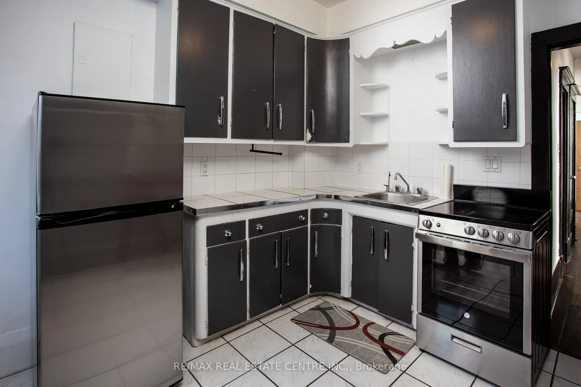 Photo 27 of 213 Indian Road, Toronto, High Park-Swansea — HOMEH