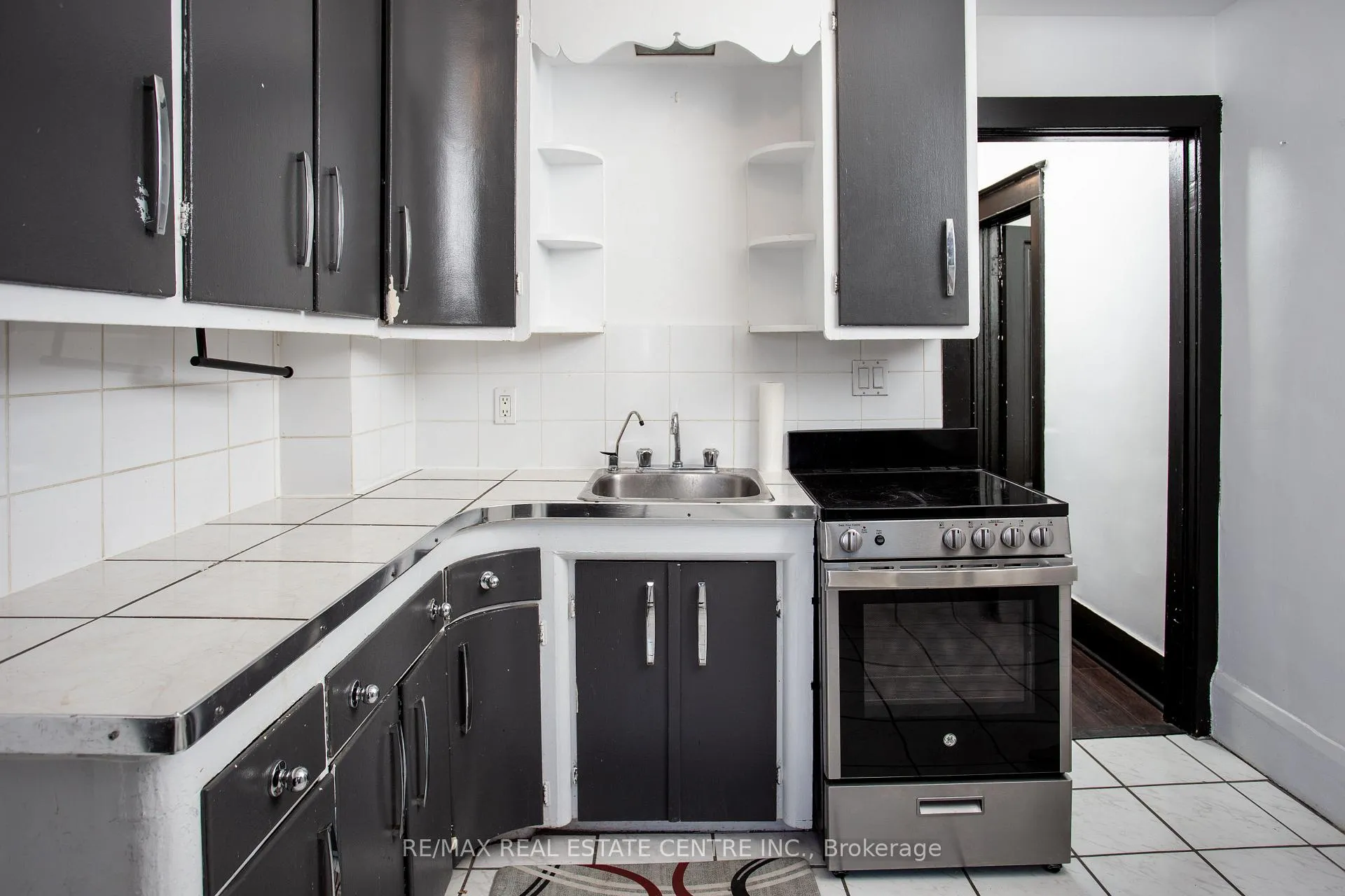 Photo 28 of 213 Indian Road, Toronto, High Park-Swansea — HOMEH