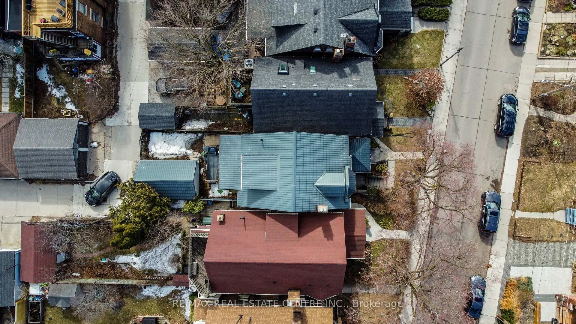 Photo 40 of 213 Indian Road, Toronto, High Park-Swansea — HOMEH