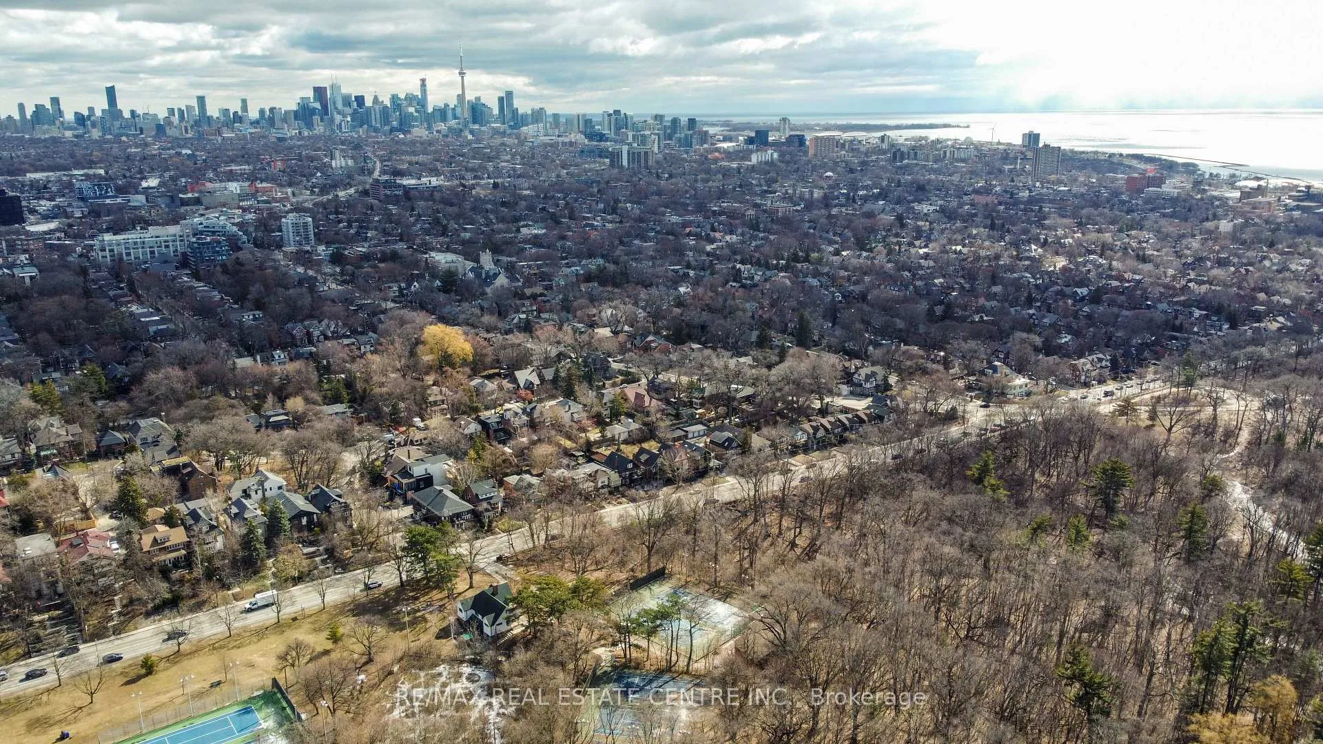 Photo 43 of 213 Indian Road, Toronto, High Park-Swansea — HOMEH