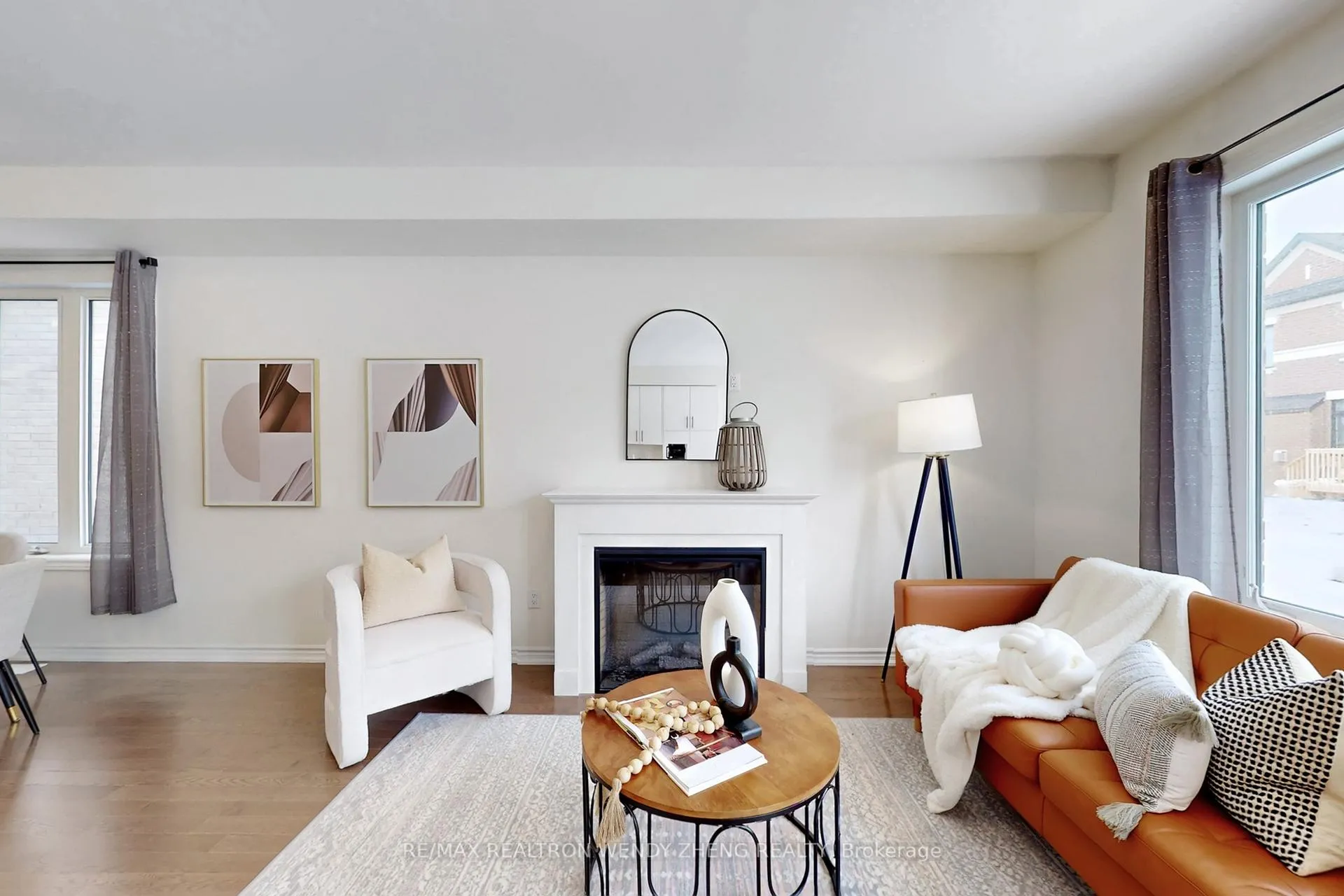 Photo 7 of 4 Armilia Place, Whitby, Williamsburg — HOMEH