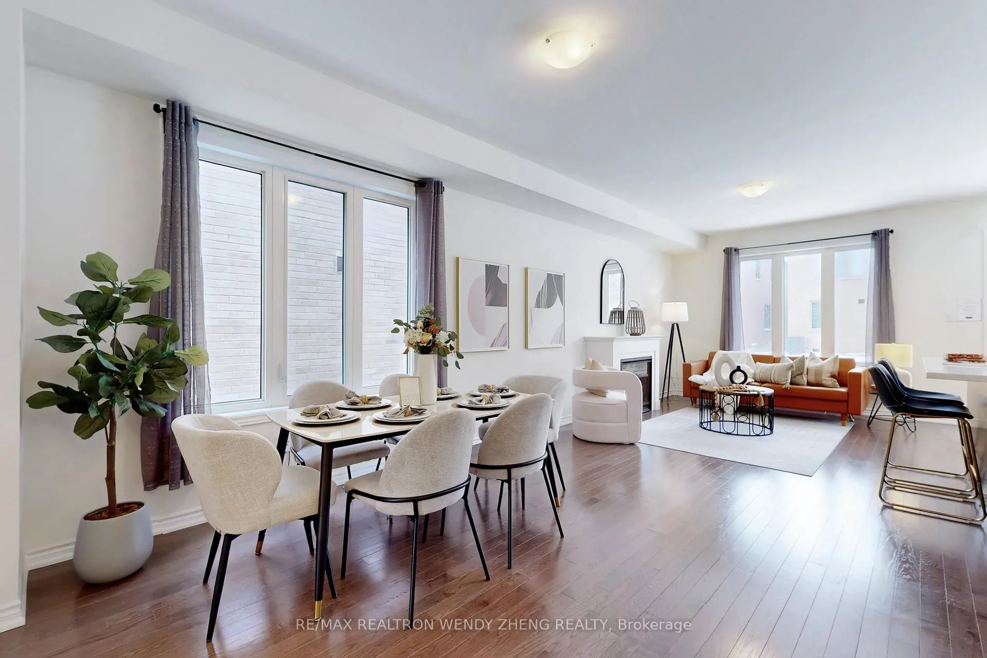 Photo 10 of 4 Armilia Place, Whitby, Williamsburg — HOMEH