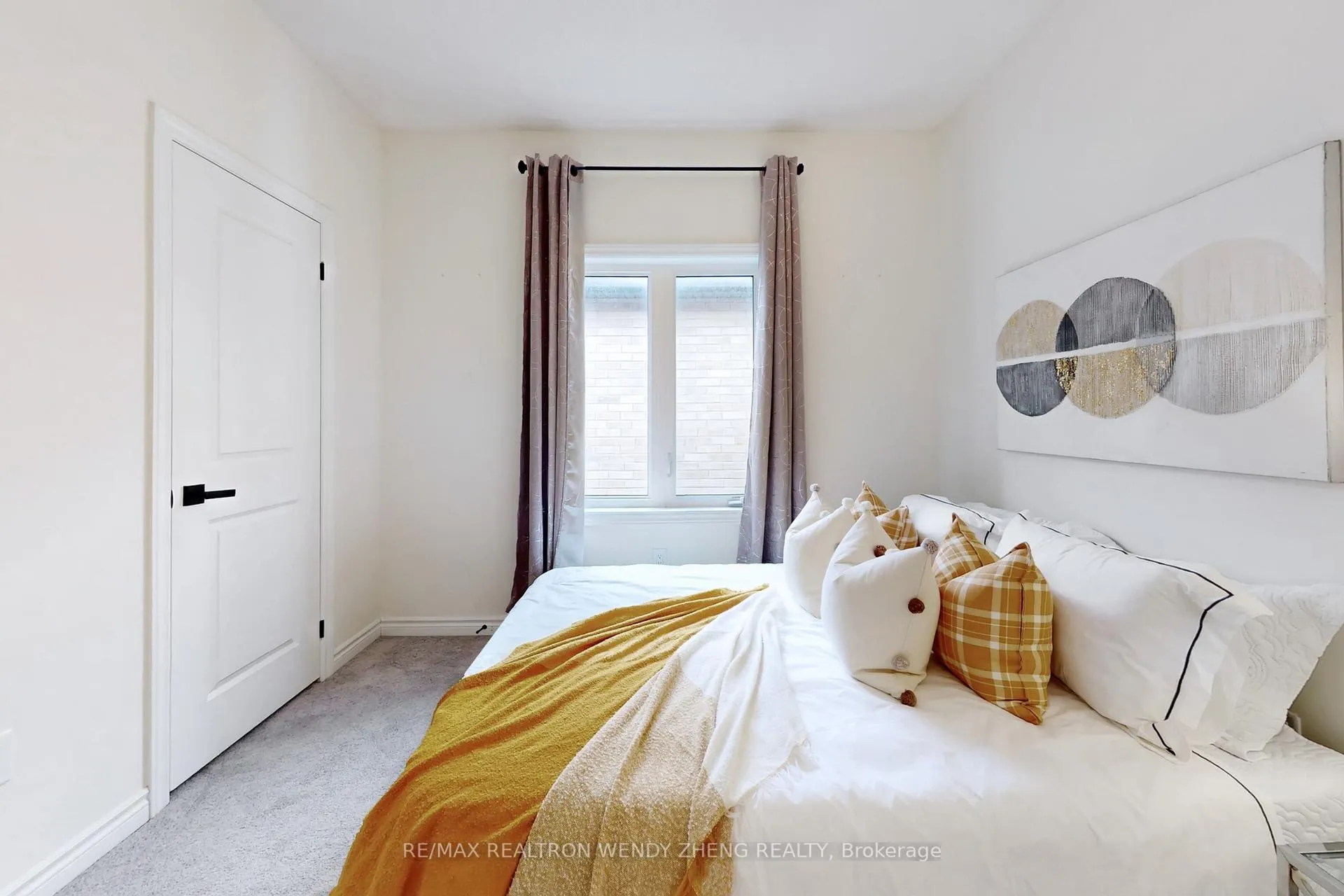 Photo 25 of 4 Armilia Place, Whitby, Williamsburg — HOMEH