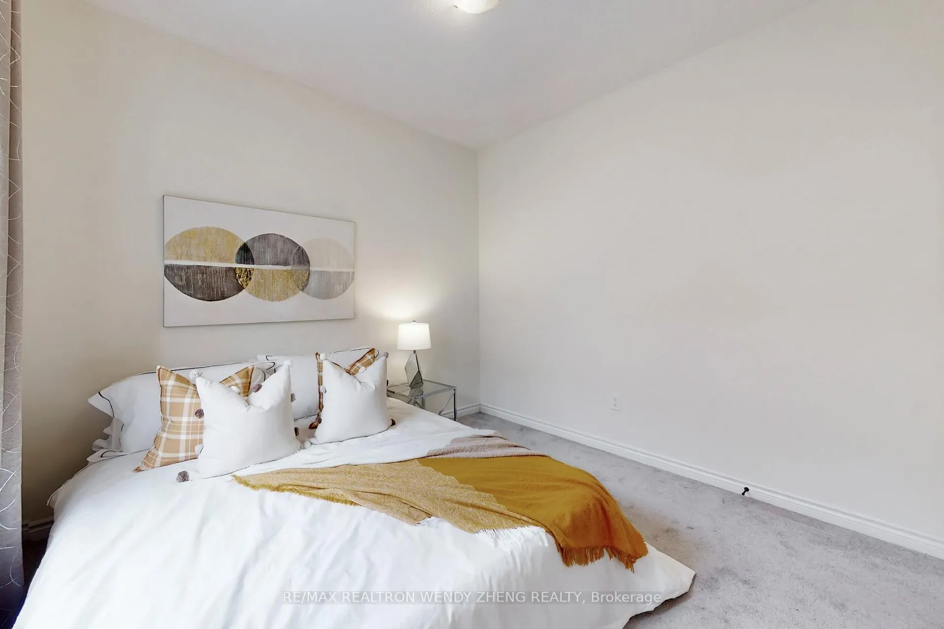 Photo 26 of 4 Armilia Place, Whitby, Williamsburg — HOMEH