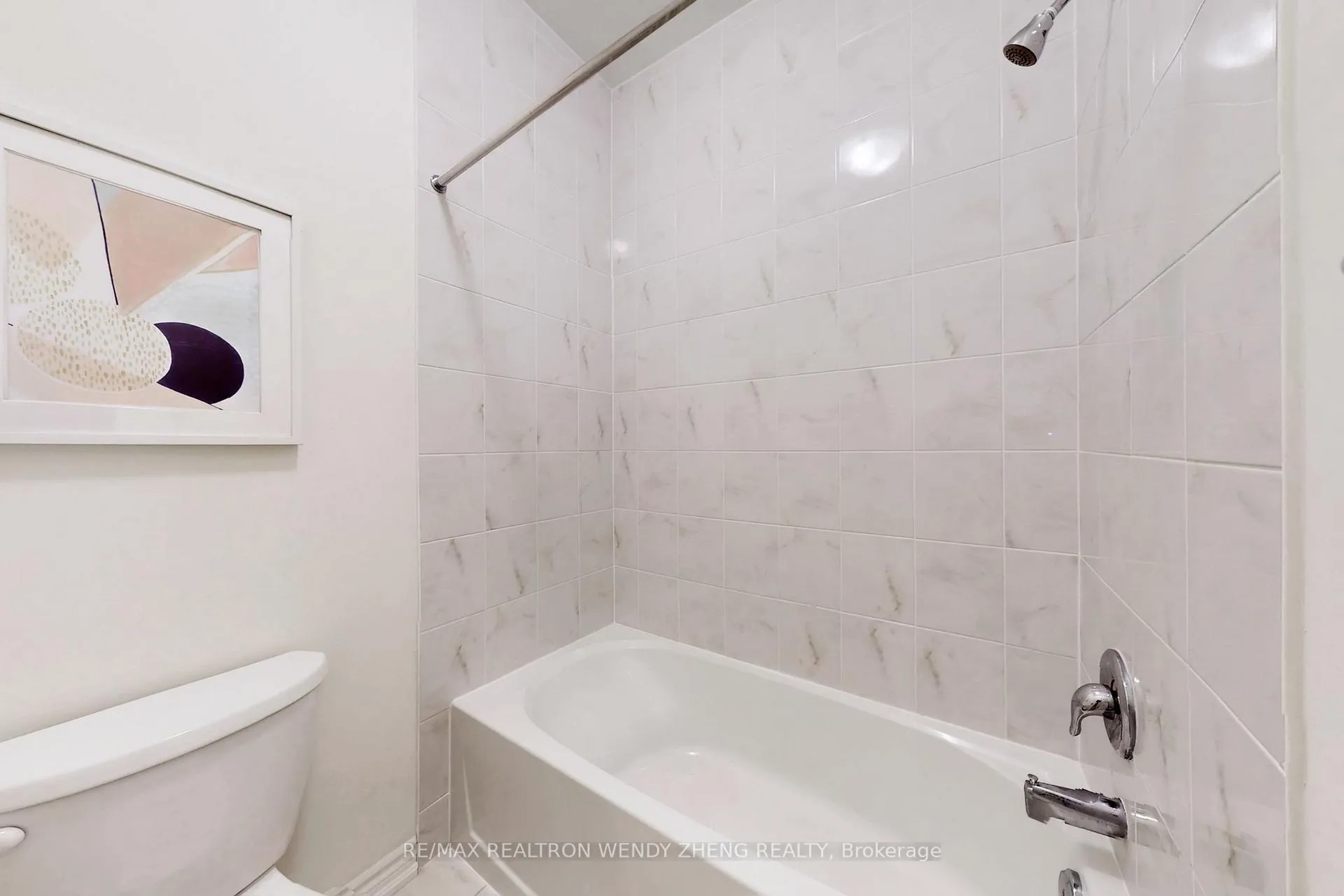 Photo 34 of 4 Armilia Place, Whitby, Williamsburg — HOMEH