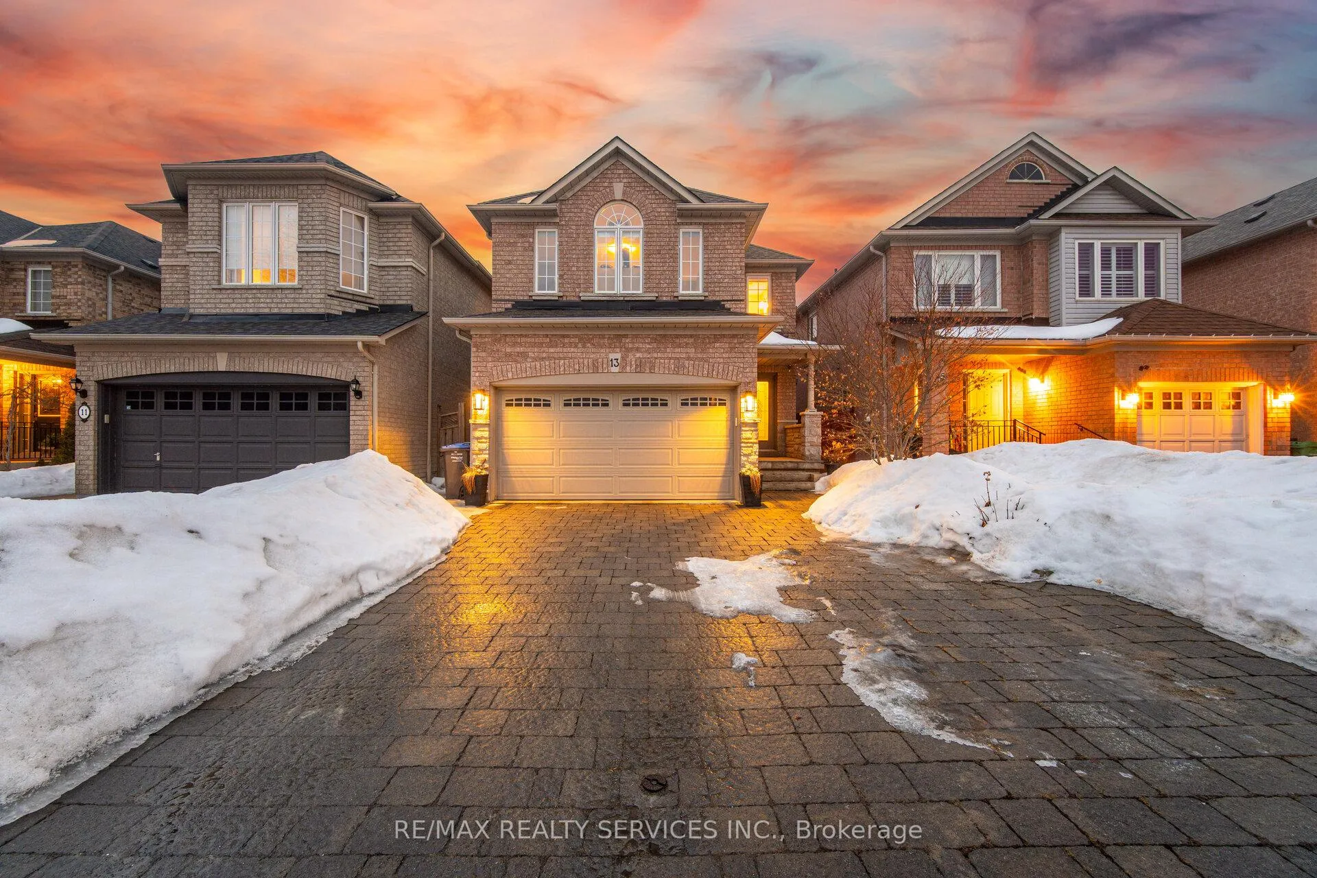 Photo 1 of 13 Emily Carr Crescent, Caledon, Bolton West — HOMEH