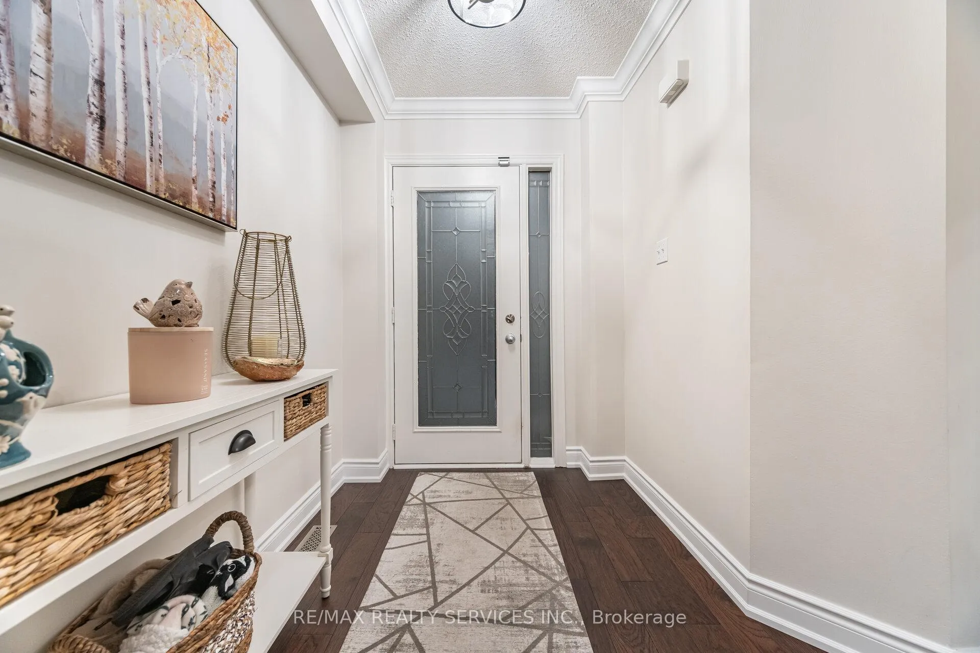 Photo 2 of 13 Emily Carr Crescent, Caledon, Bolton West — HOMEH