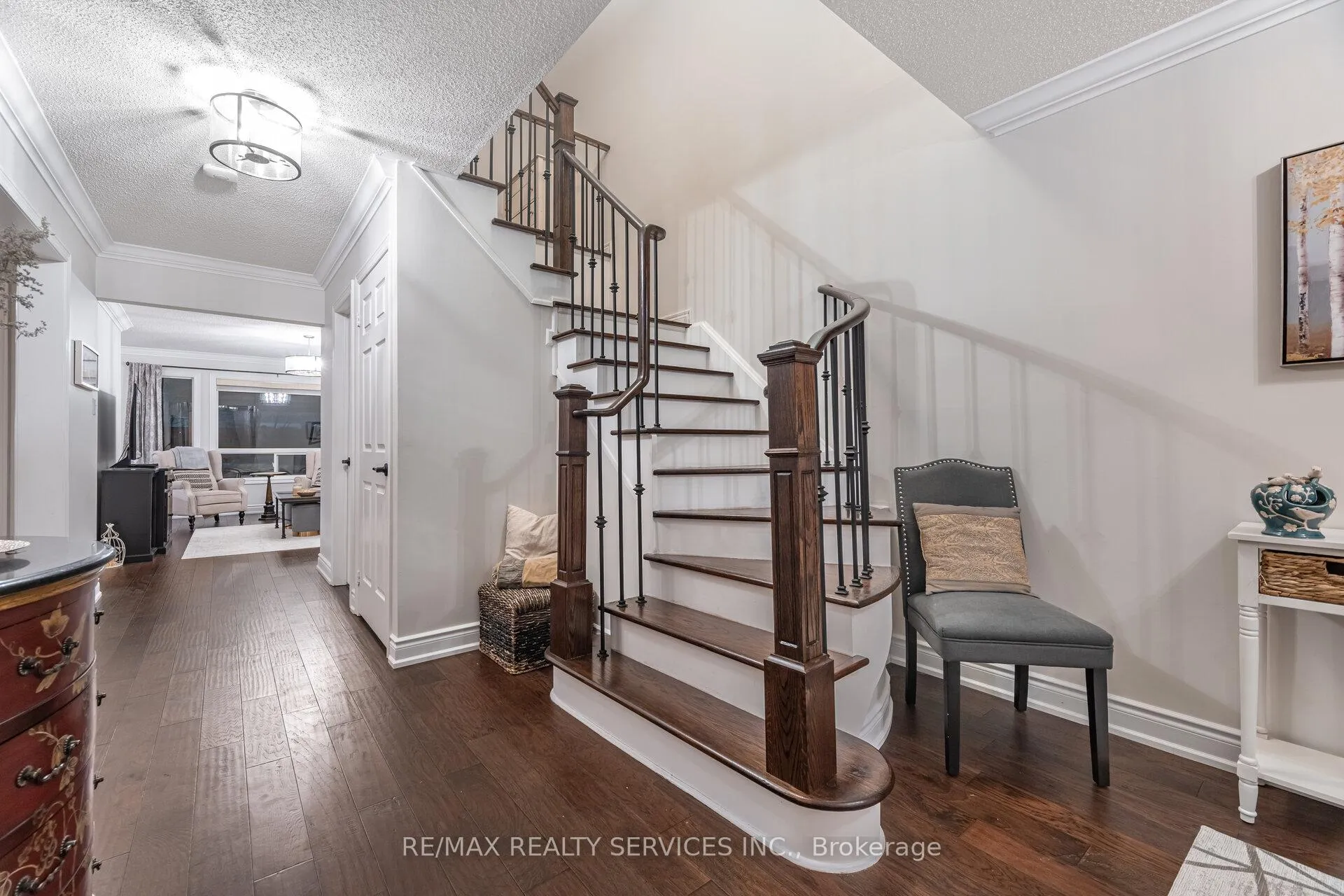 Photo 19 of 13 Emily Carr Crescent, Caledon, Bolton West — HOMEH