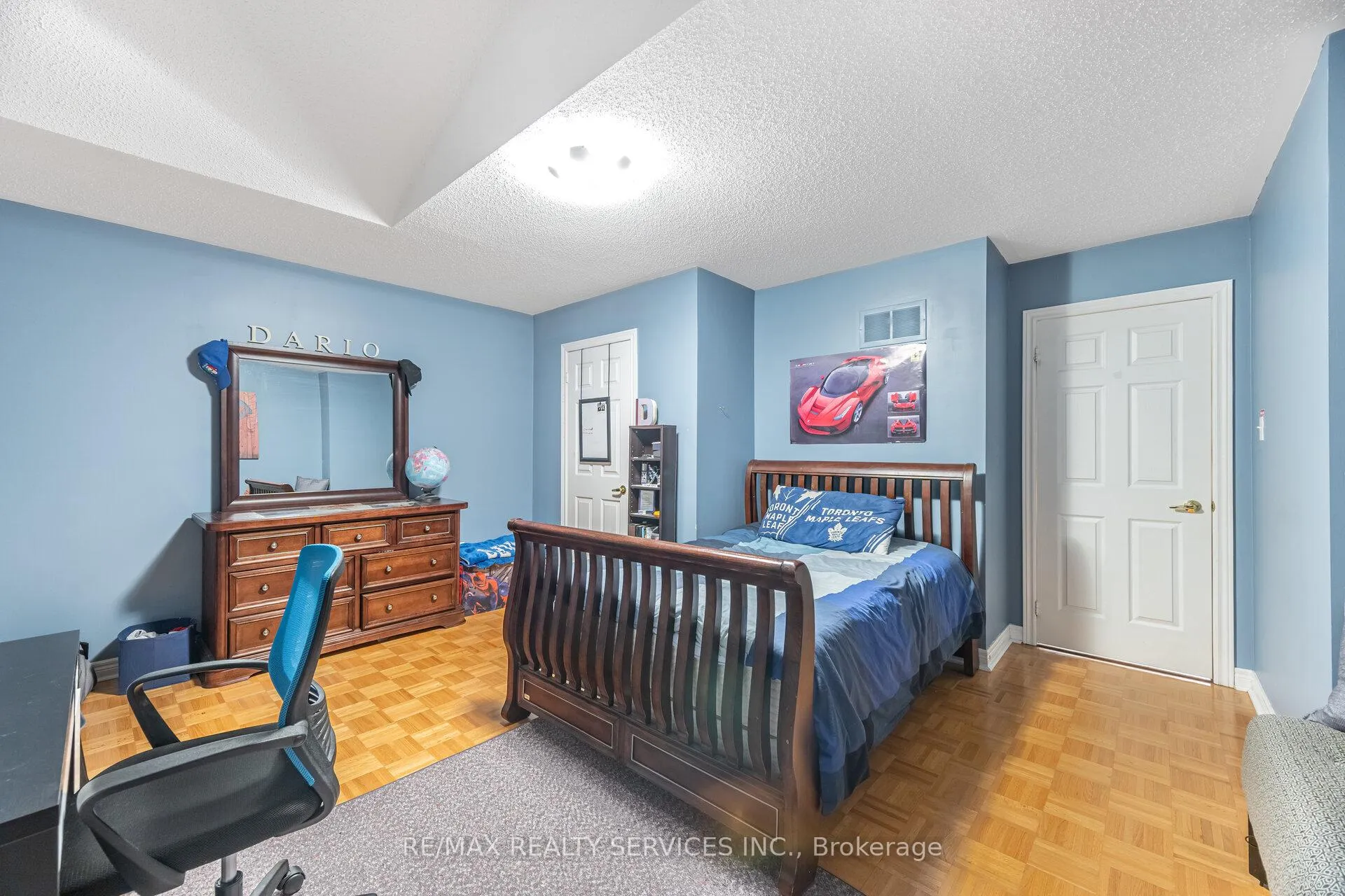 Photo 29 of 13 Emily Carr Crescent, Caledon, Bolton West — HOMEH