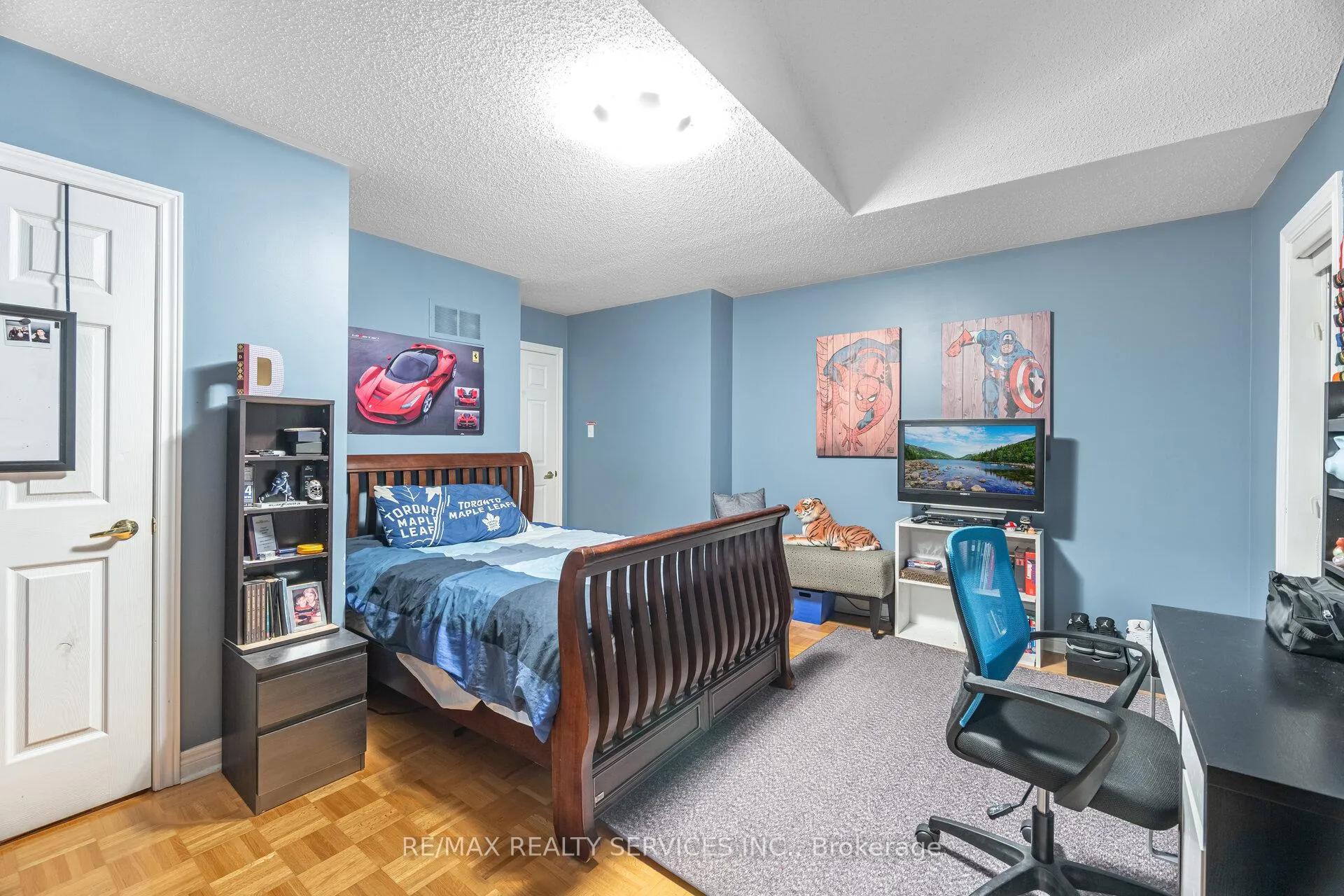 Photo 30 of 13 Emily Carr Crescent, Caledon, Bolton West — HOMEH
