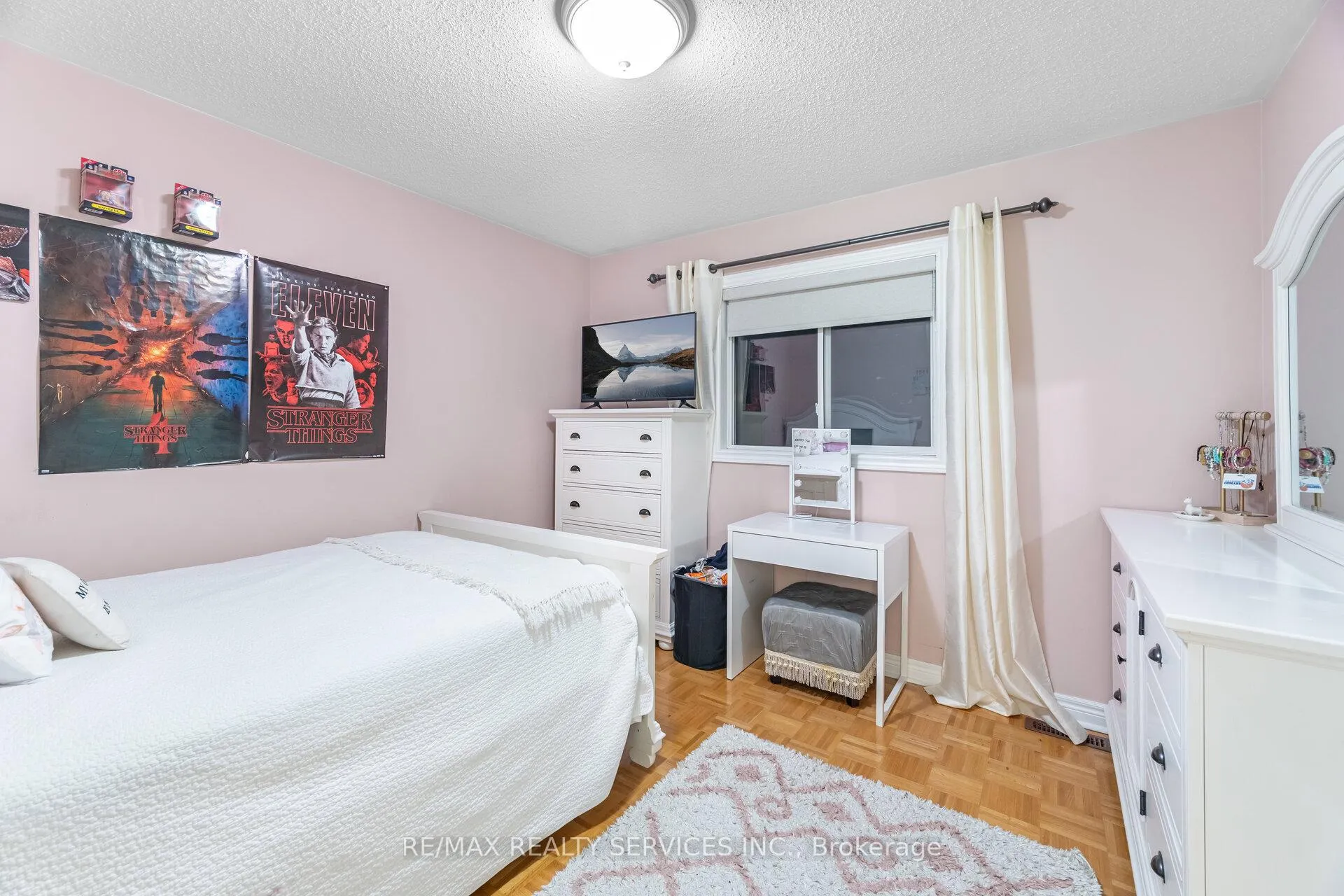 Photo 31 of 13 Emily Carr Crescent, Caledon, Bolton West — HOMEH