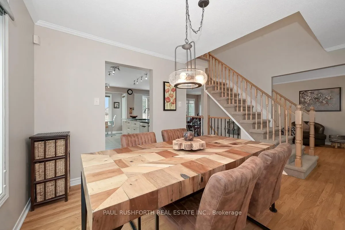 Photo 11 of 588 Pocono Crescent, Ottawa, Fallingbrook/Gardenway South — HOMEH