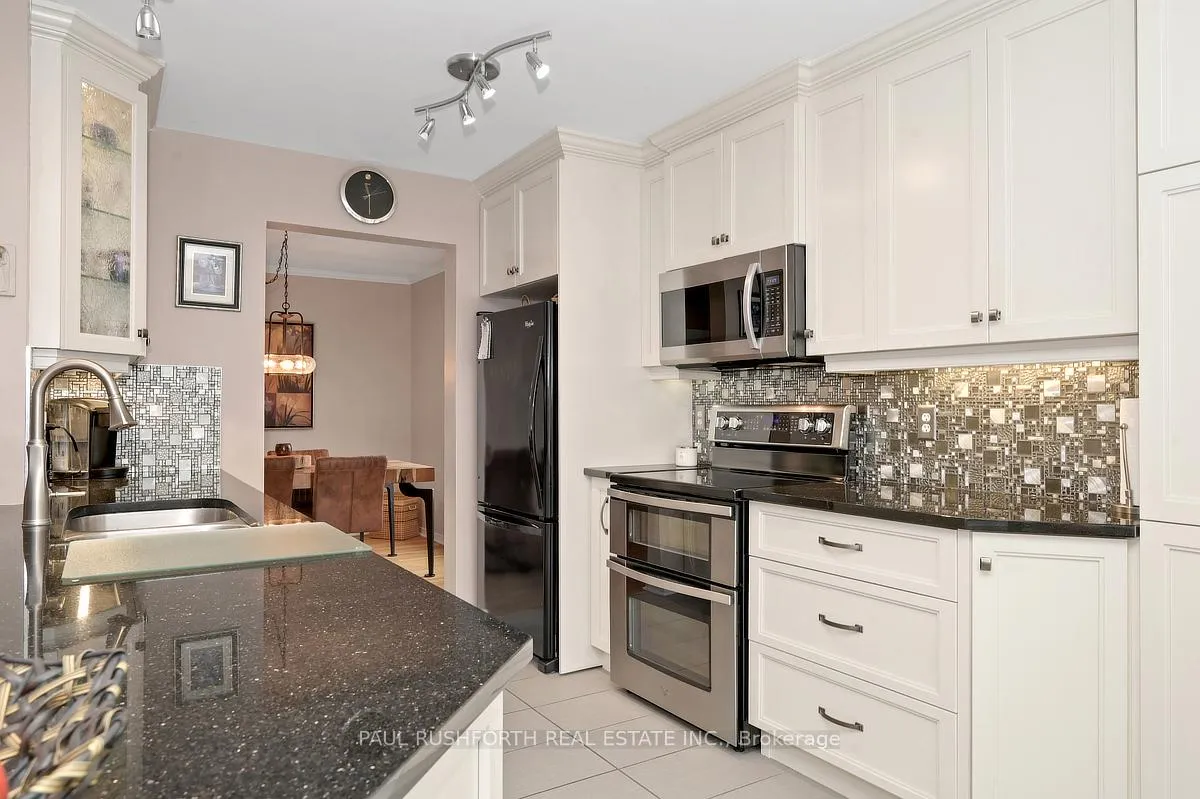 Photo 15 of 588 Pocono Crescent, Ottawa, Fallingbrook/Gardenway South — HOMEH