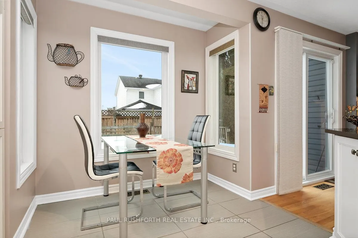 Photo 19 of 588 Pocono Crescent, Ottawa, Fallingbrook/Gardenway South — HOMEH