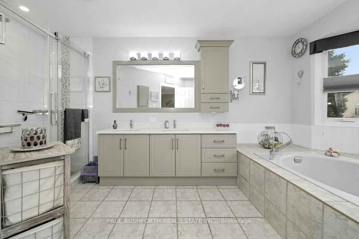 Photo 28 of 588 Pocono Crescent, Ottawa, Fallingbrook/Gardenway South — HOMEH