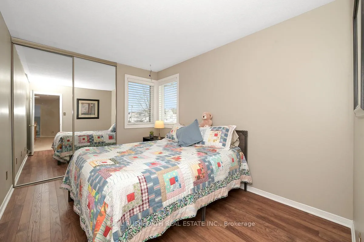 Photo 31 of 588 Pocono Crescent, Ottawa, Fallingbrook/Gardenway South — HOMEH