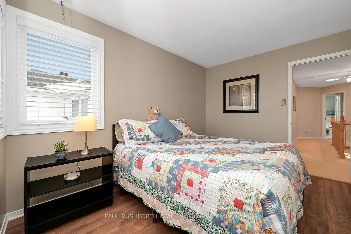 Photo 32 of 588 Pocono Crescent, Ottawa, Fallingbrook/Gardenway South — HOMEH
