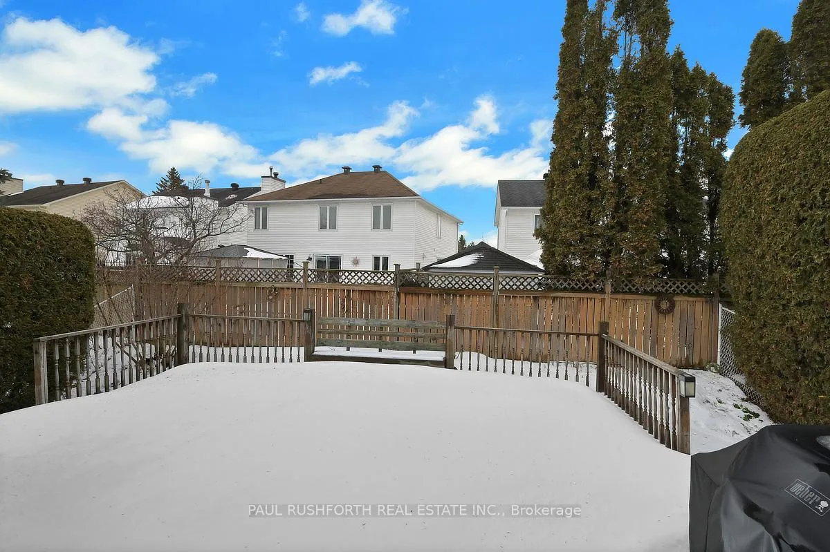 Photo 40 of 588 Pocono Crescent, Ottawa, Fallingbrook/Gardenway South — HOMEH