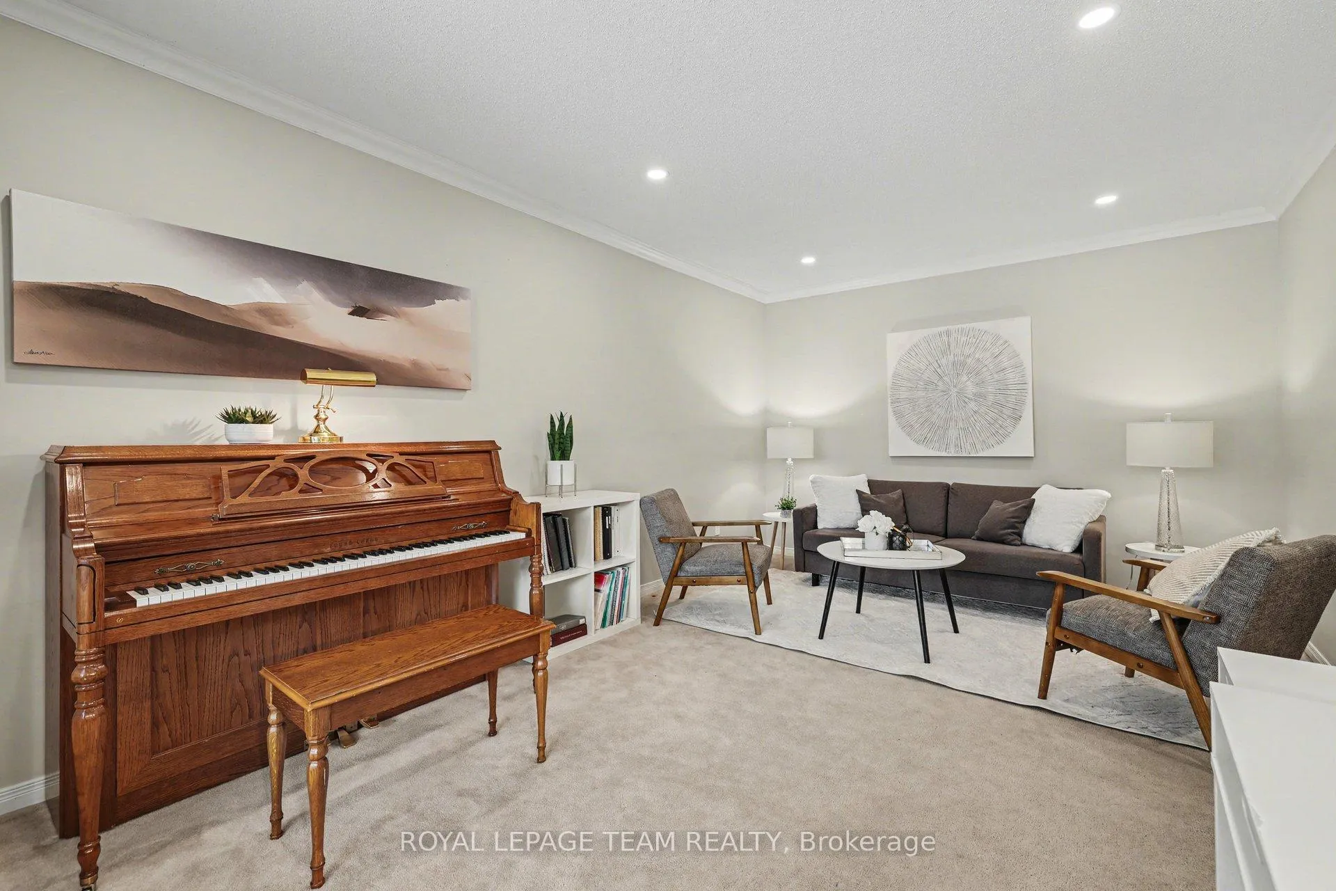 Photo 8 of 36 Fernbrook Place, Ottawa, Kanata - Emerald Meadows/Trailwest — HOMEH