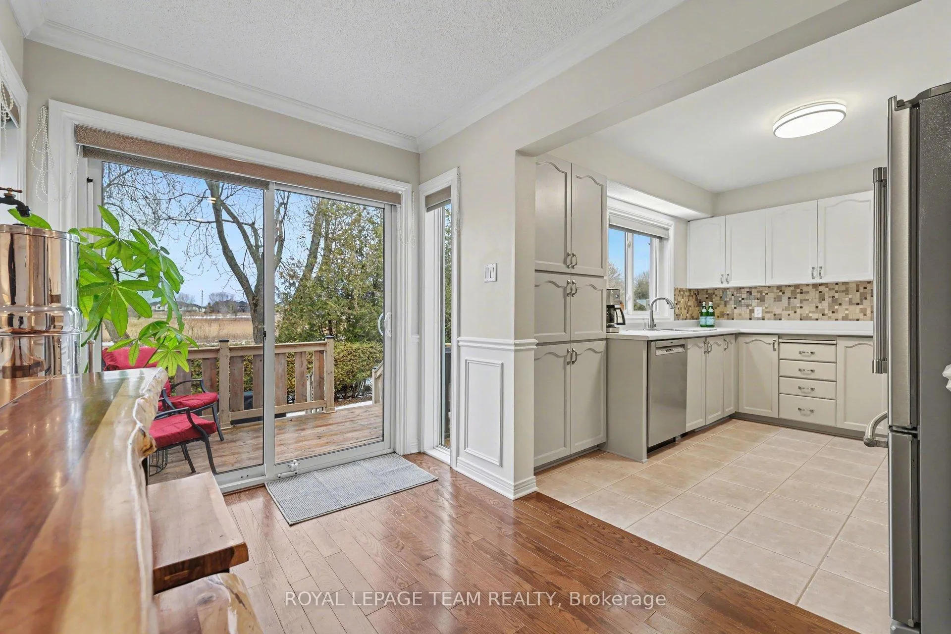 Photo 15 of 36 Fernbrook Place, Ottawa, Kanata - Emerald Meadows/Trailwest — HOMEH