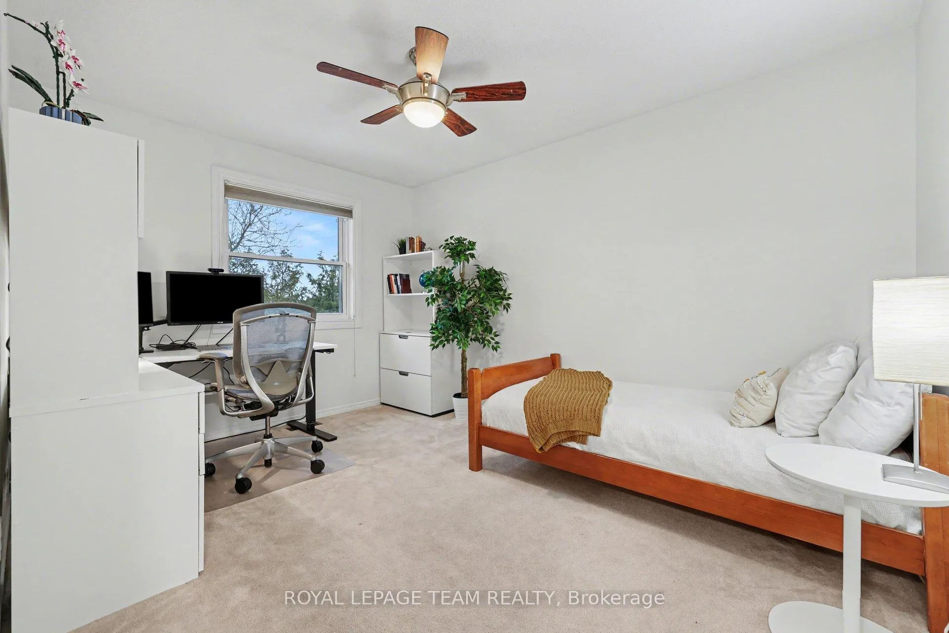 Photo 24 of 36 Fernbrook Place, Ottawa, Kanata - Emerald Meadows/Trailwest — HOMEH