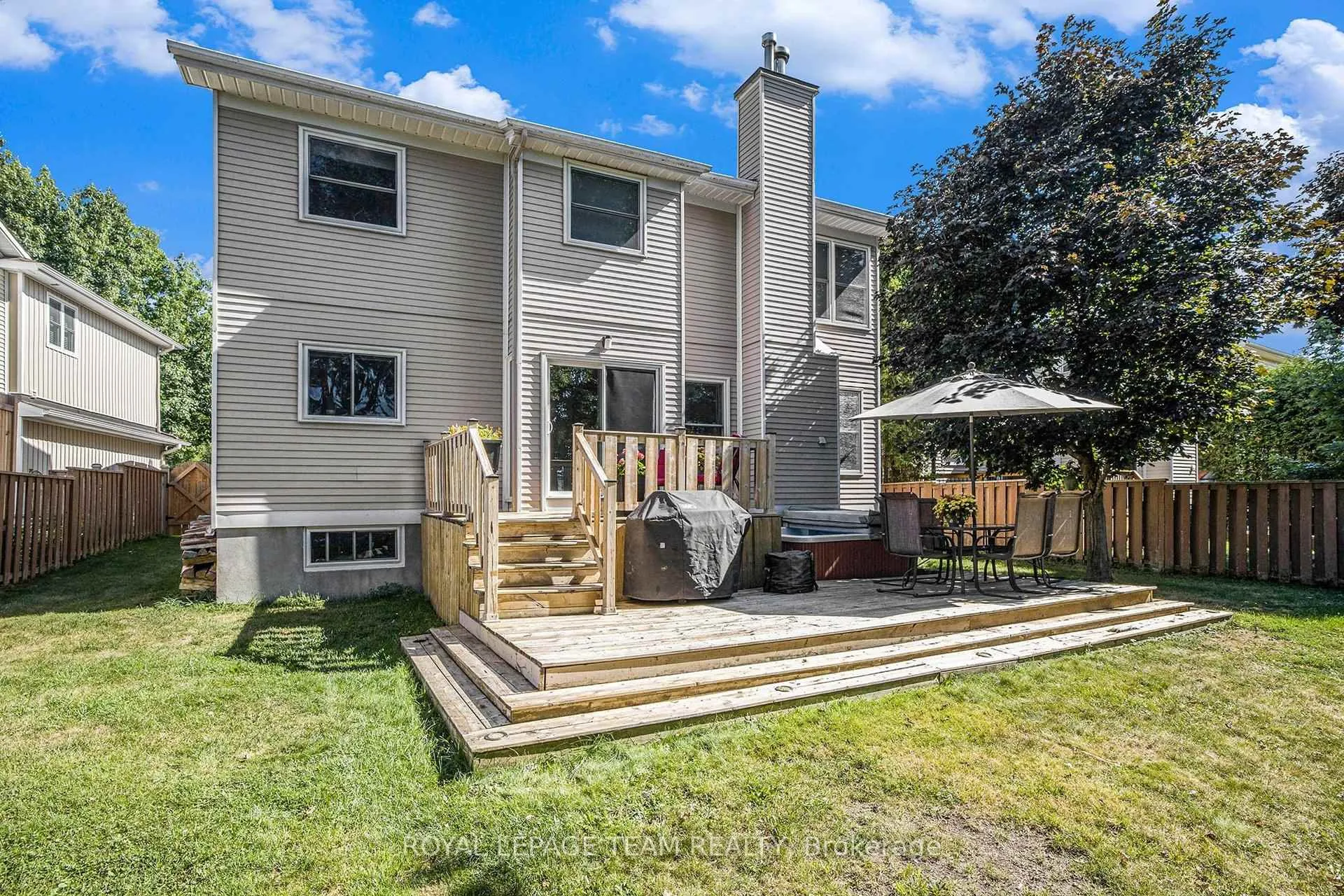 Photo 38 of 36 Fernbrook Place, Ottawa, Kanata - Emerald Meadows/Trailwest — HOMEH