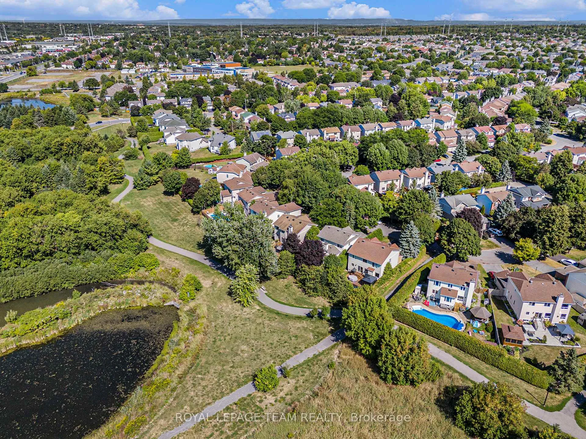 Photo 42 of 36 Fernbrook Place, Ottawa, Kanata - Emerald Meadows/Trailwest — HOMEH