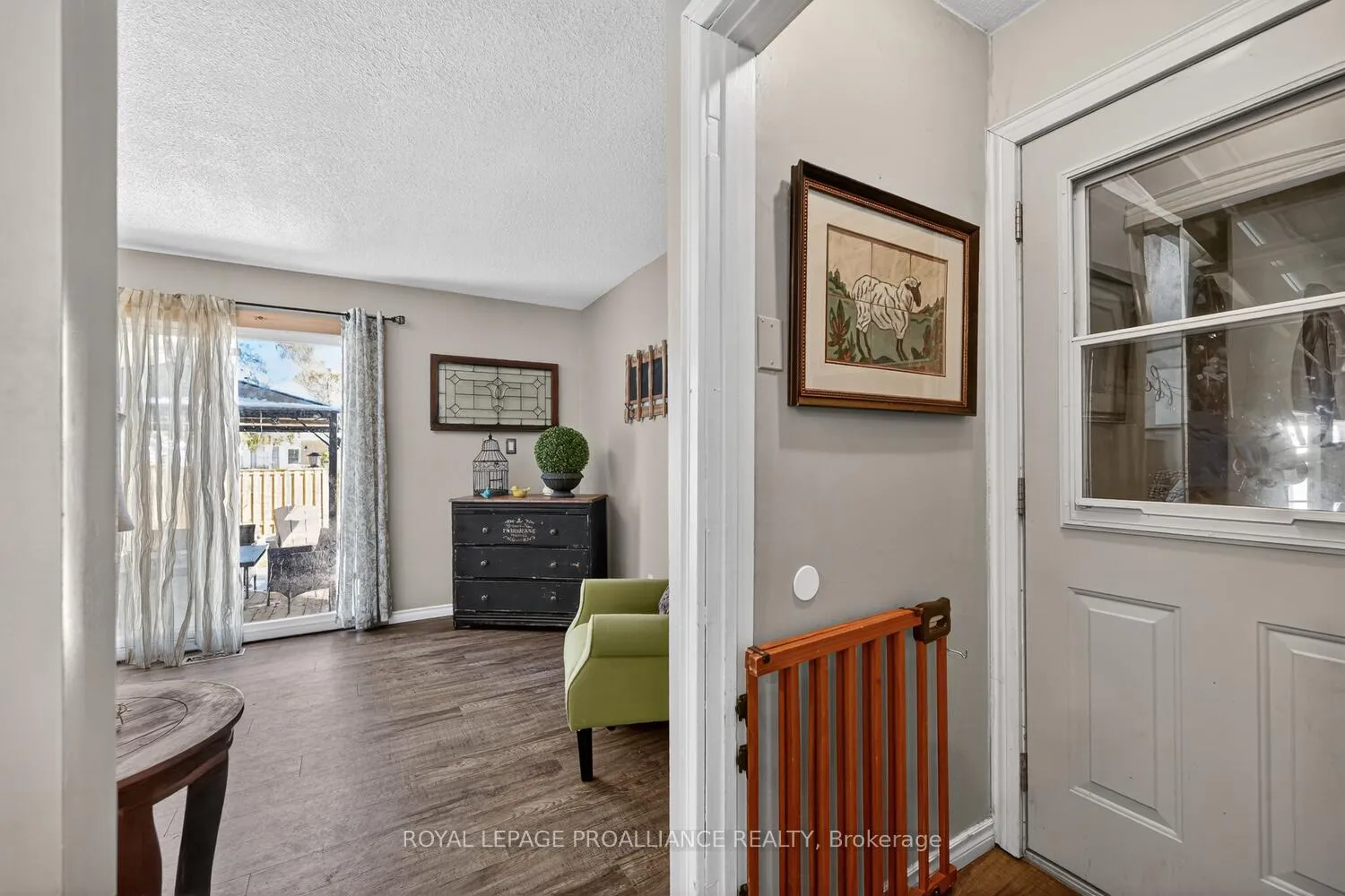 Photo 6 of 924 Mackenzie Road, Prescott — HOMEH
