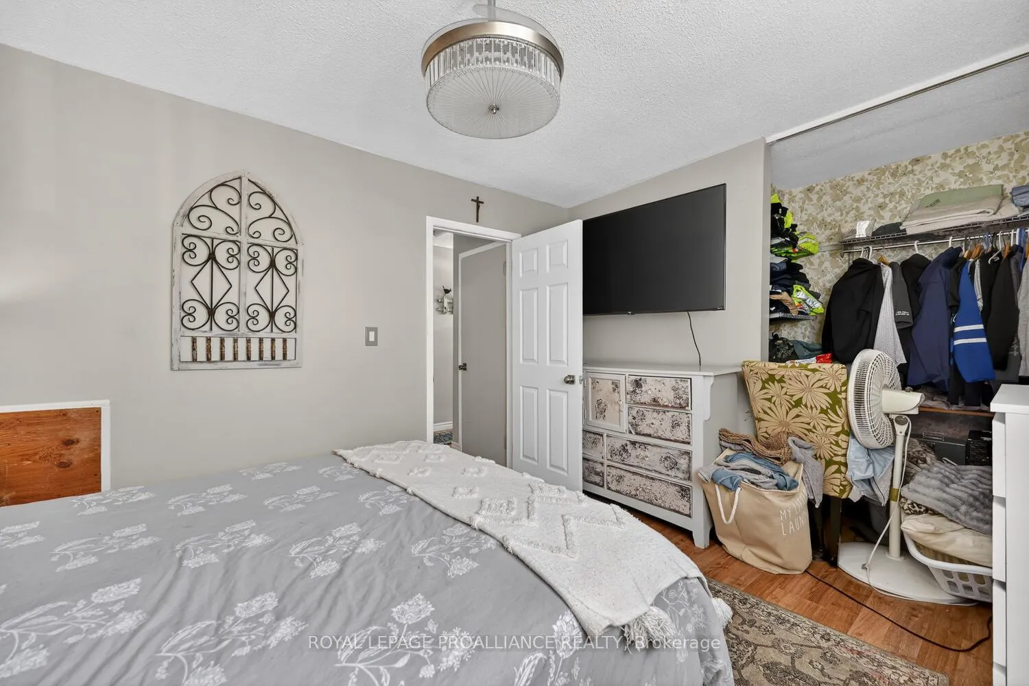 Photo 11 of 924 Mackenzie Road, Prescott — HOMEH