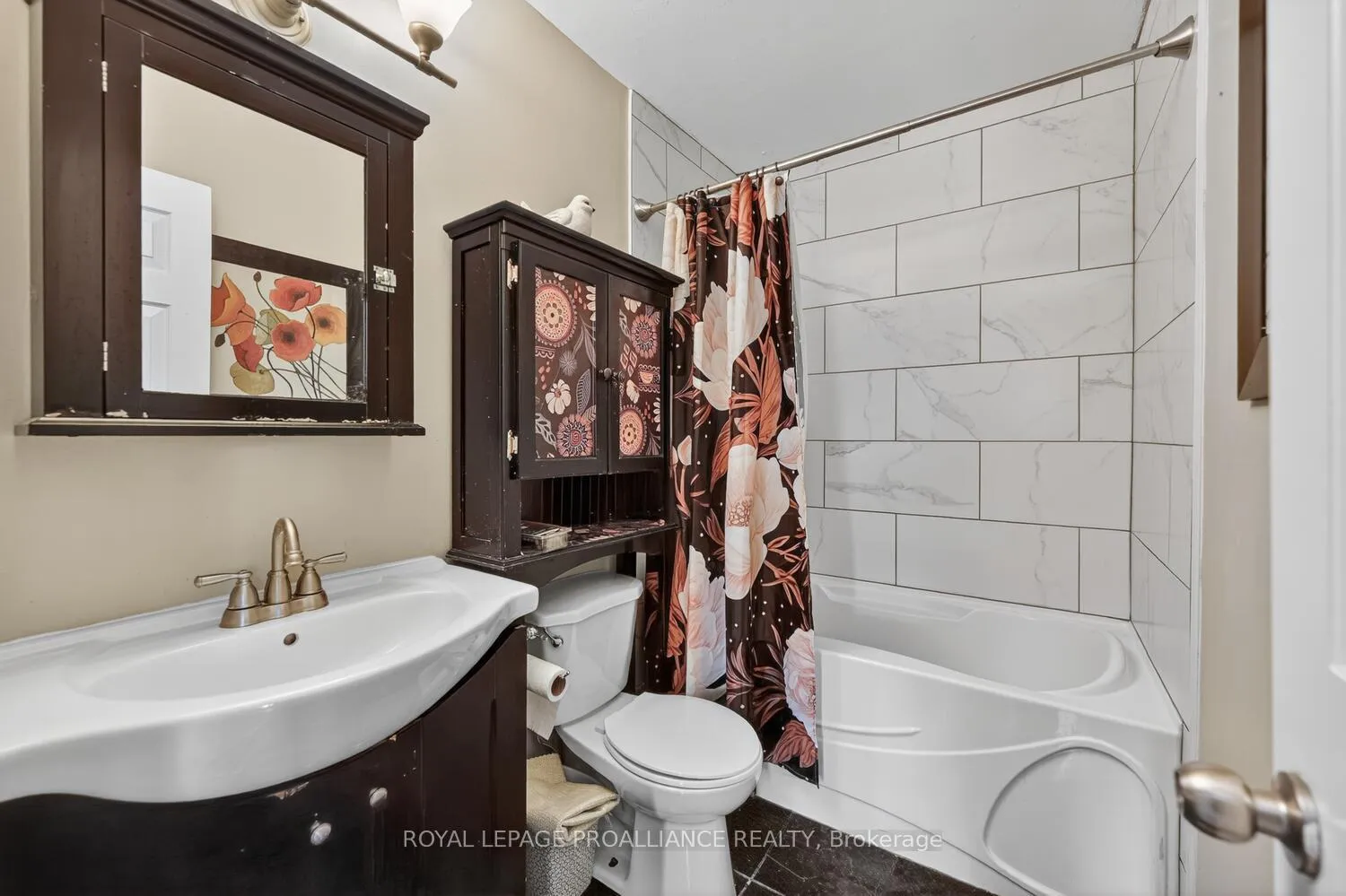 Photo 14 of 924 Mackenzie Road, Prescott — HOMEH