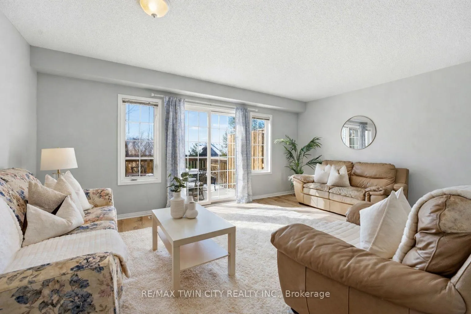 Photo 6 of Unit 101, 1155 Gordon Street, Guelph, Kortright West — HOMEH