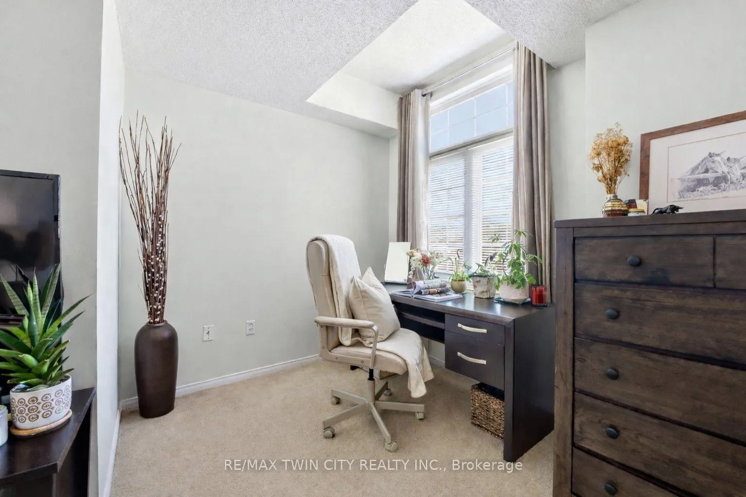 Photo 16 of Unit 101, 1155 Gordon Street, Guelph, Kortright West — HOMEH