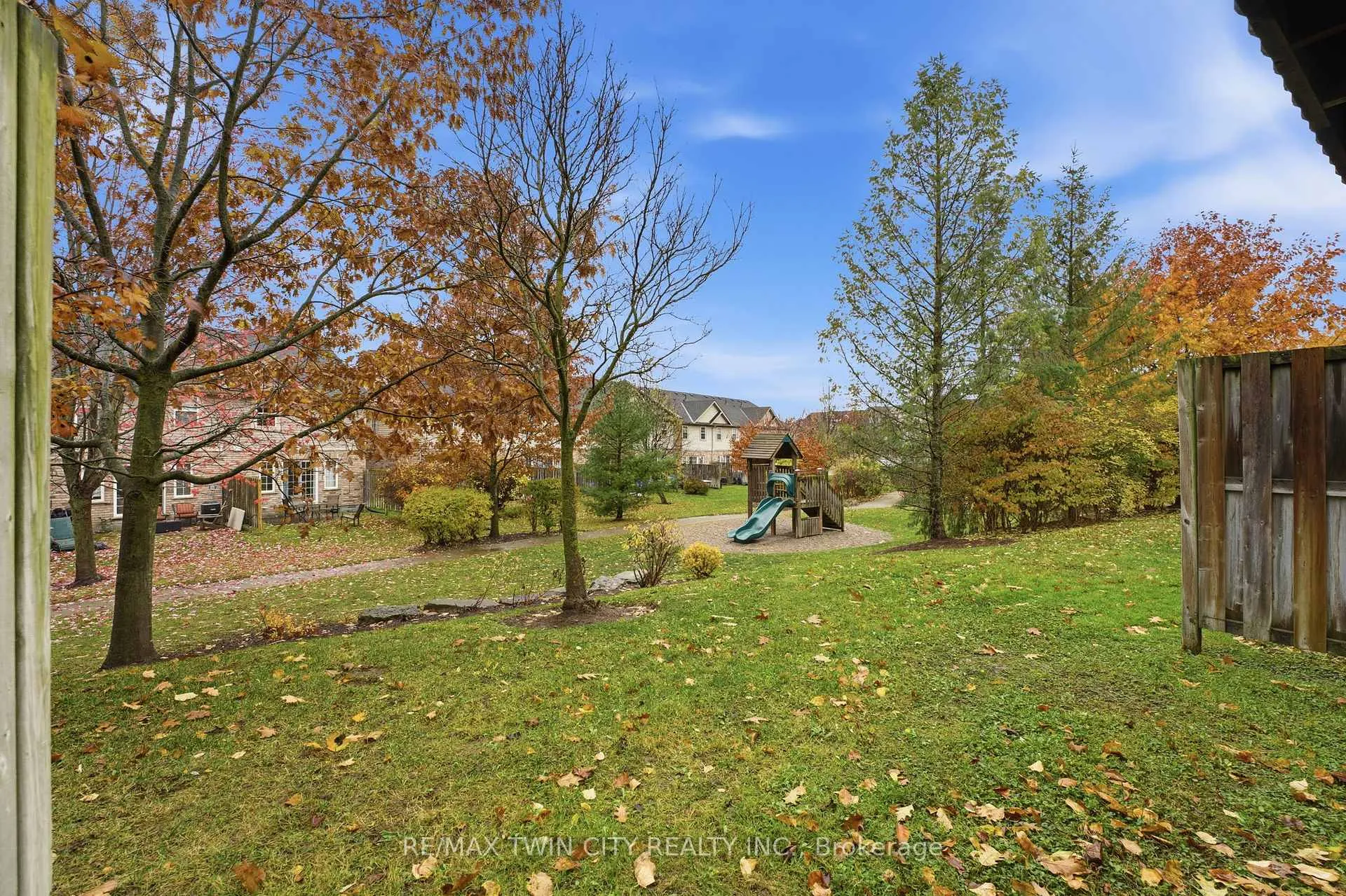 Photo 31 of Unit 101, 1155 Gordon Street, Guelph, Kortright West — HOMEH