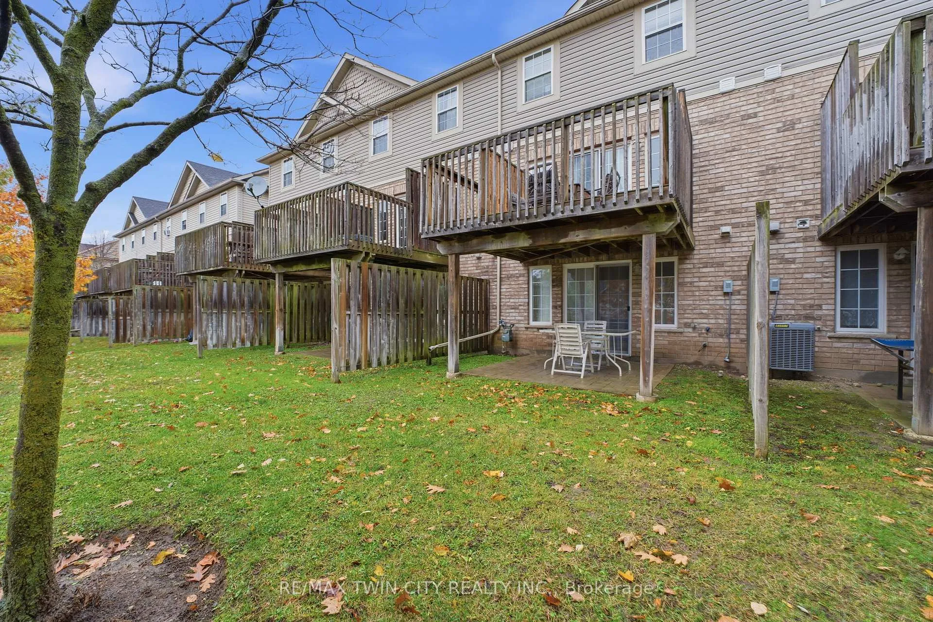 Photo 34 of Unit 101, 1155 Gordon Street, Guelph, Kortright West — HOMEH