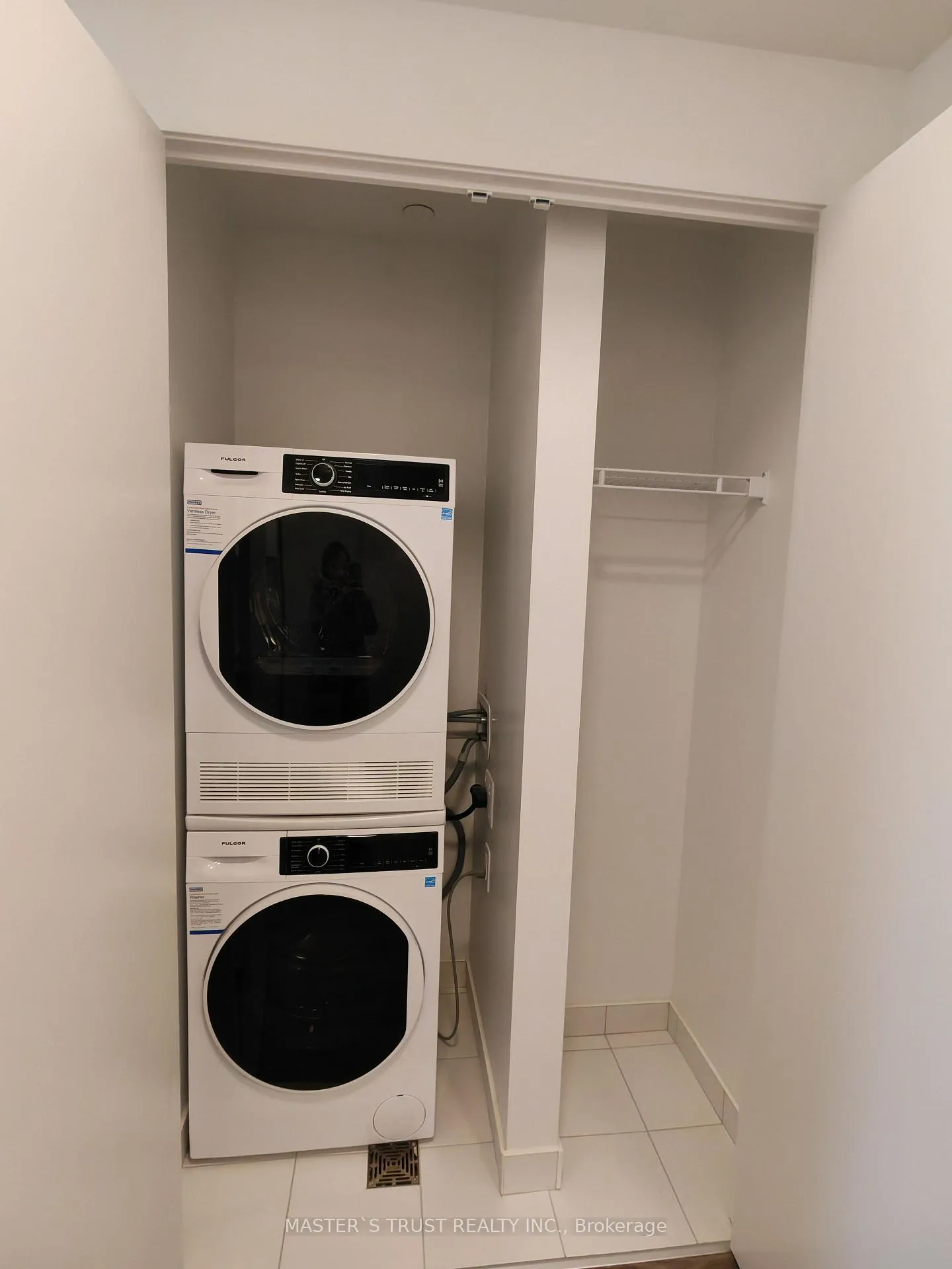 Photo 11 of Unit 3316, 180 Front Street E, Toronto, Moss Park — HOMEH