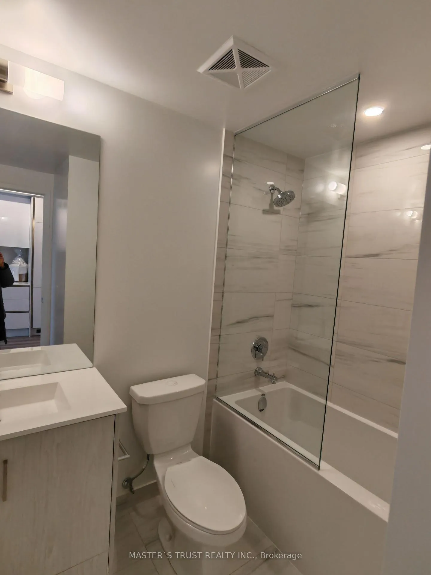 Photo 13 of Unit 3316, 180 Front Street E, Toronto, Moss Park — HOMEH