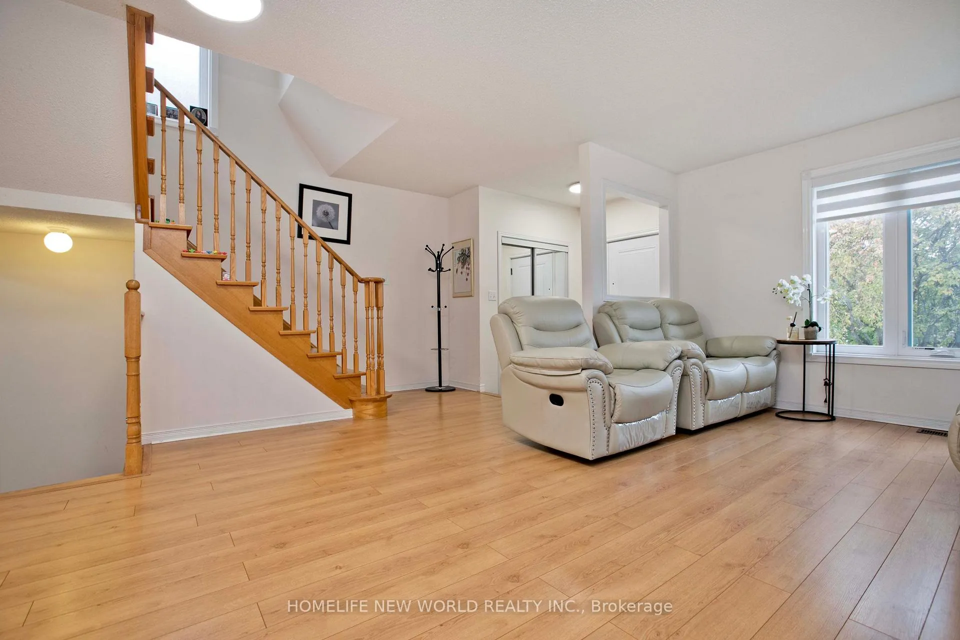 Photo 4 of 293 Mingay Avenue, Markham, Wismer — HOMEH