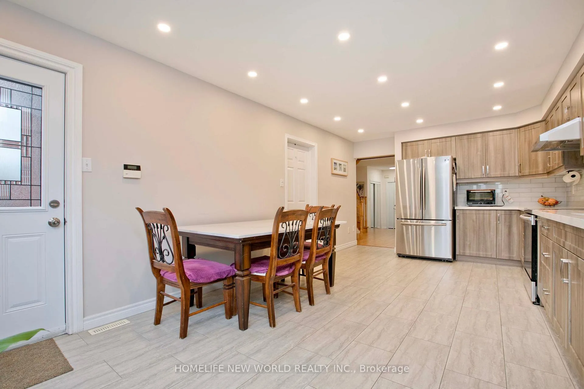 Photo 10 of 293 Mingay Avenue, Markham, Wismer — HOMEH