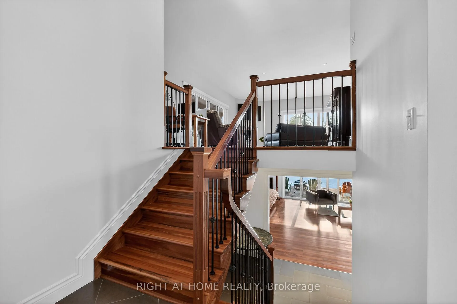 Photo 5 of 1641 Bearhill Road, Ottawa, Huntley Ward (North West) — HOMEH