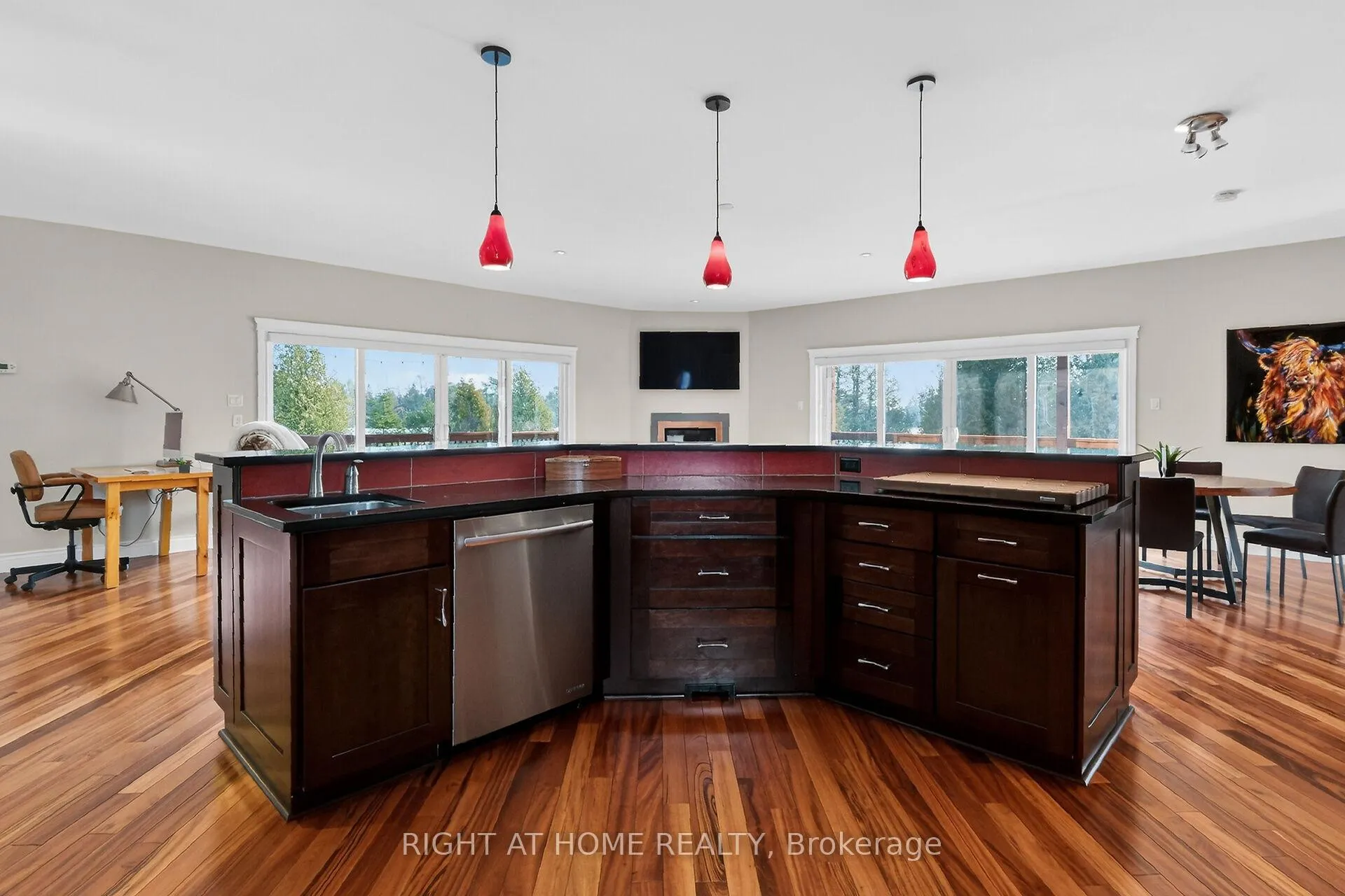 Photo 17 of 1641 Bearhill Road, Ottawa, Huntley Ward (North West) — HOMEH