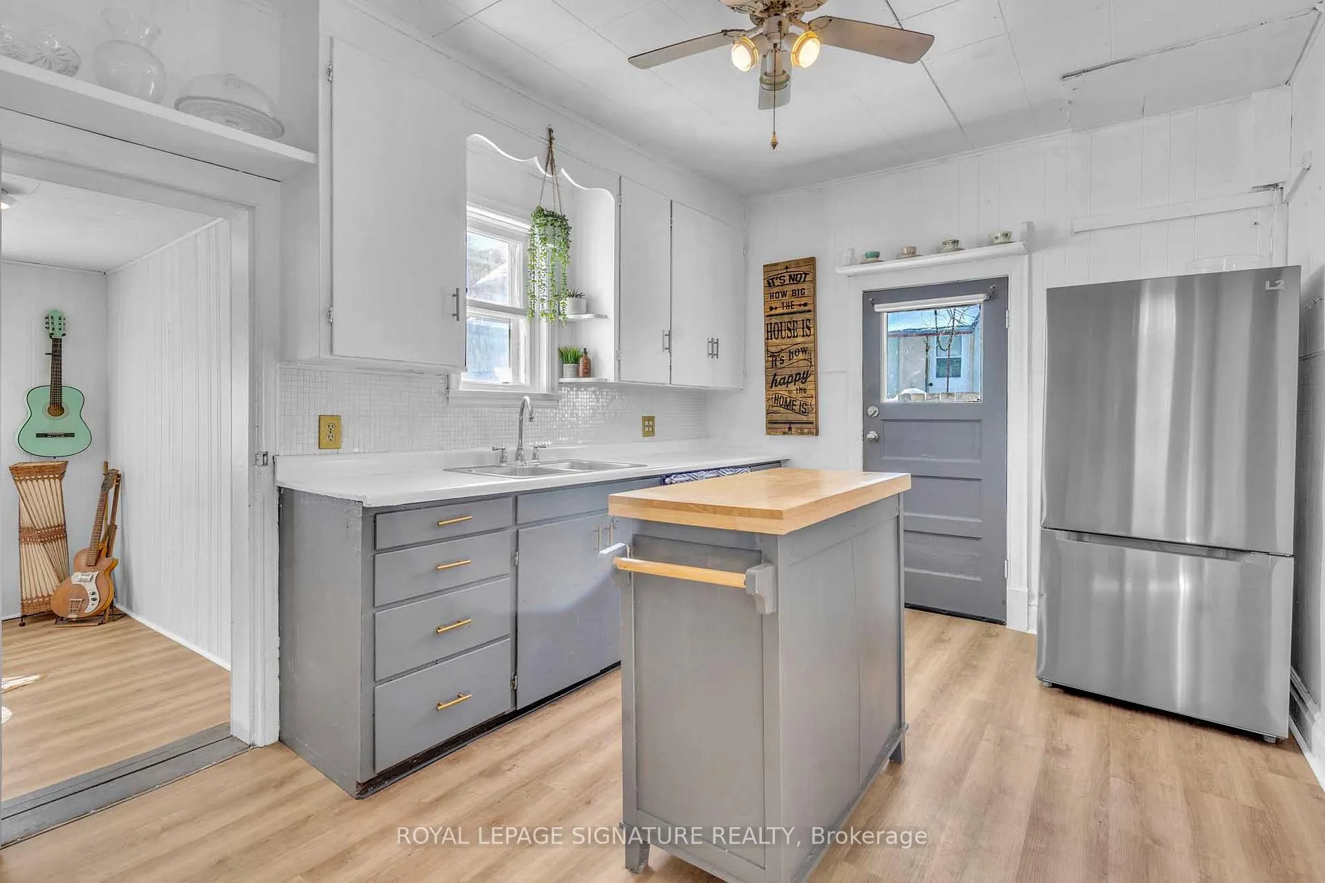 Photo 16 of 87 Elgin Street, Orillia — HOMEH