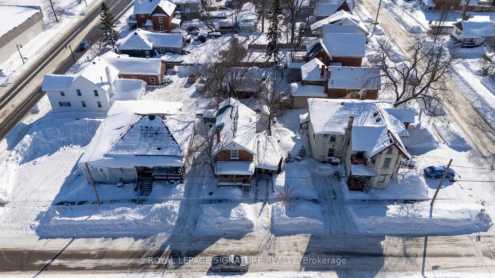 Photo 18 of 87 Elgin Street, Orillia — HOMEH