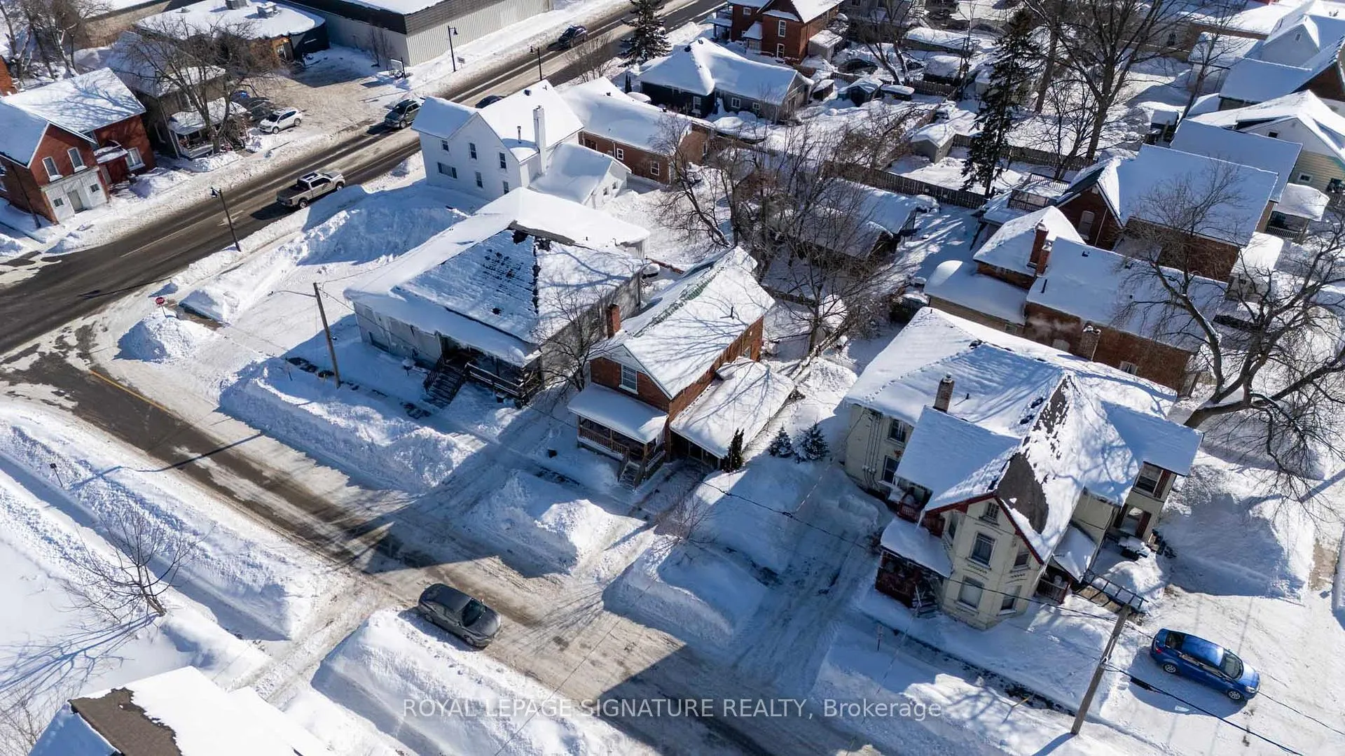 Photo 19 of 87 Elgin Street, Orillia — HOMEH