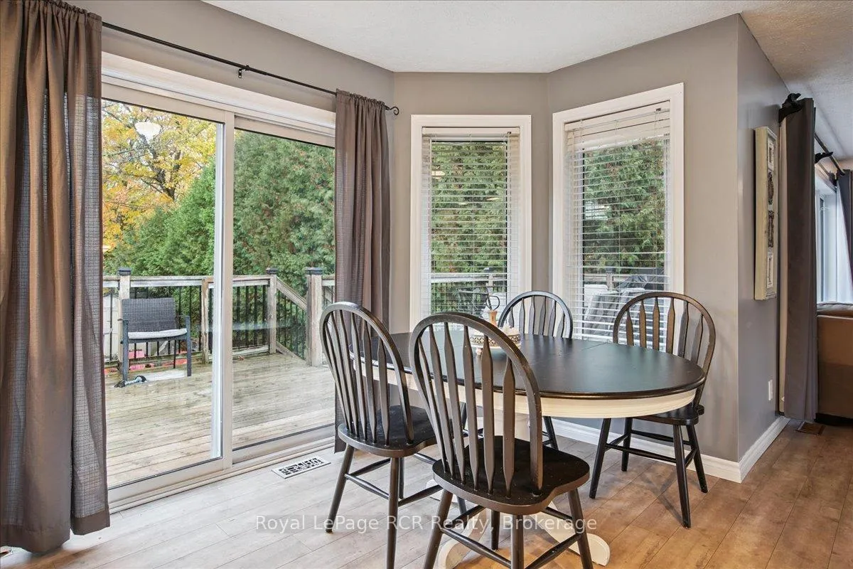 Photo 12 of 741 25th A Street E, Owen Sound — HOMEH