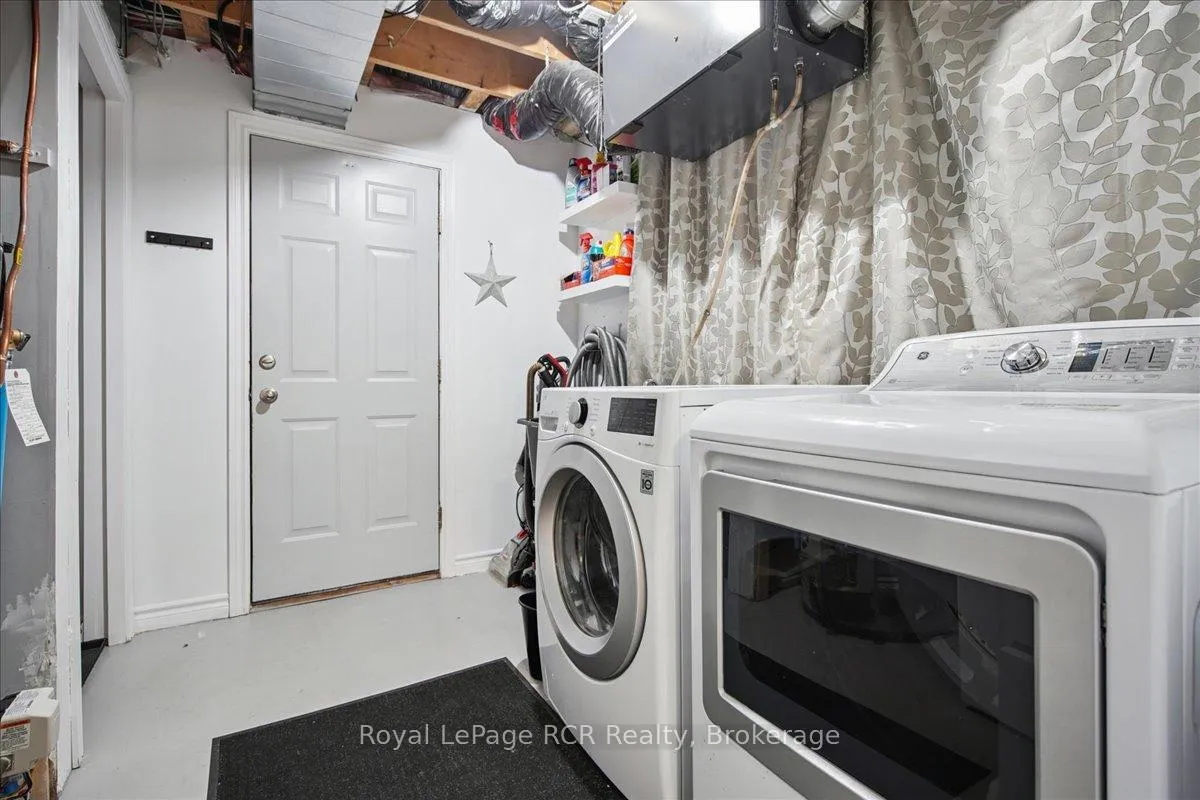 Photo 35 of 741 25th A Street E, Owen Sound — HOMEH