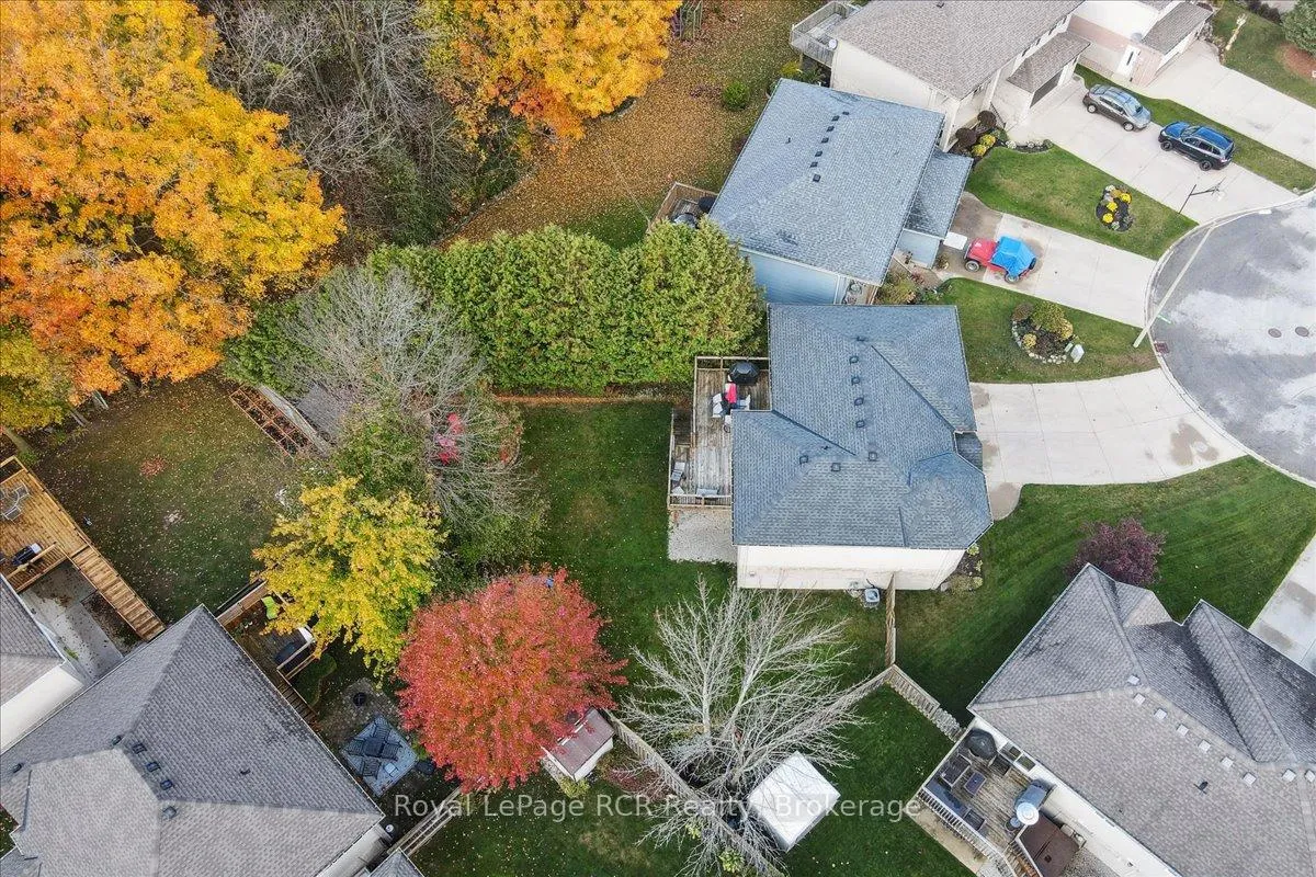 Photo 43 of 741 25th A Street E, Owen Sound — HOMEH