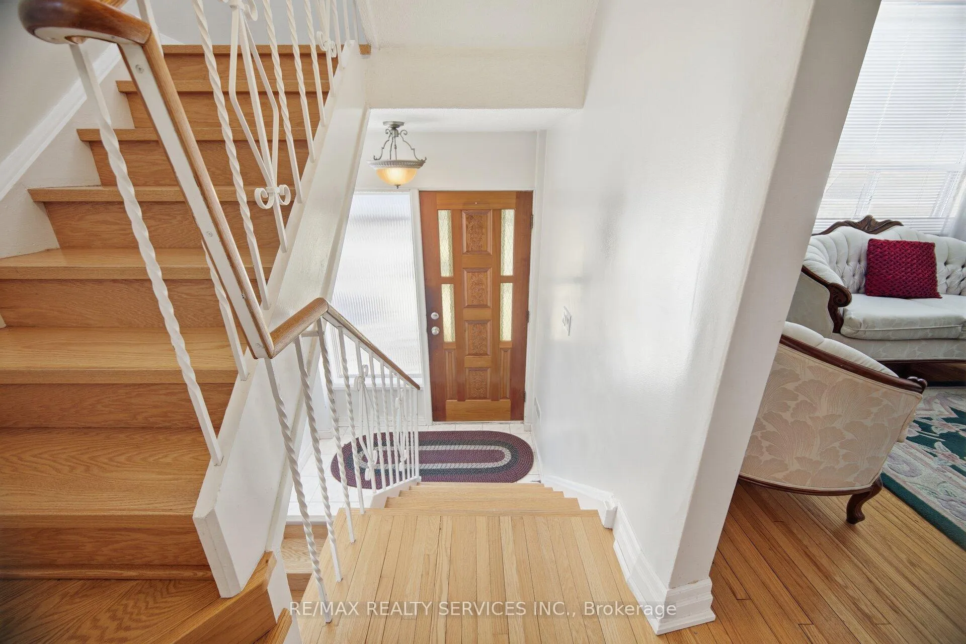 Photo 8 of 183 Vodden Street E, Brampton, Brampton North — HOMEH