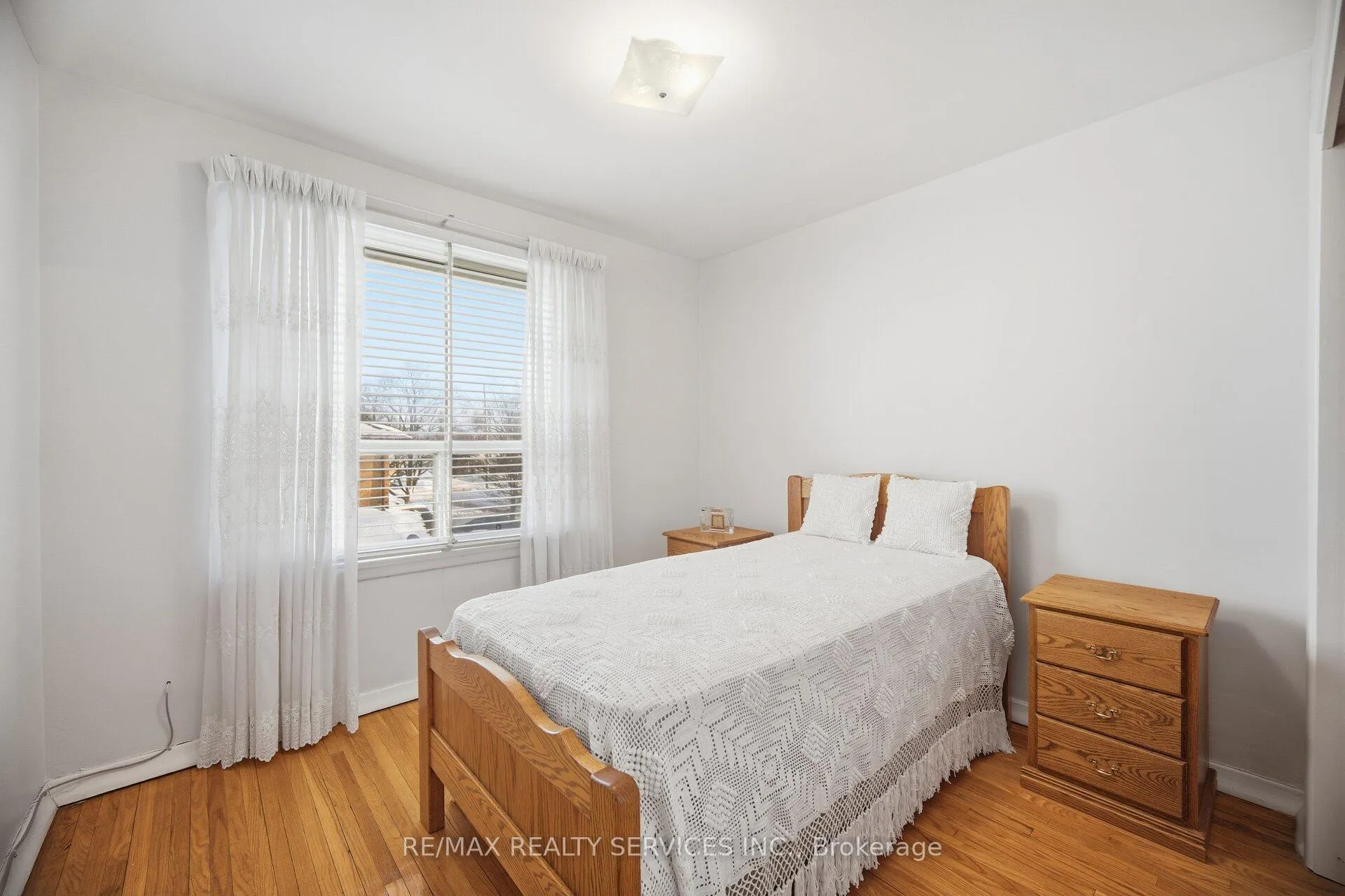 Photo 22 of 183 Vodden Street E, Brampton, Brampton North — HOMEH