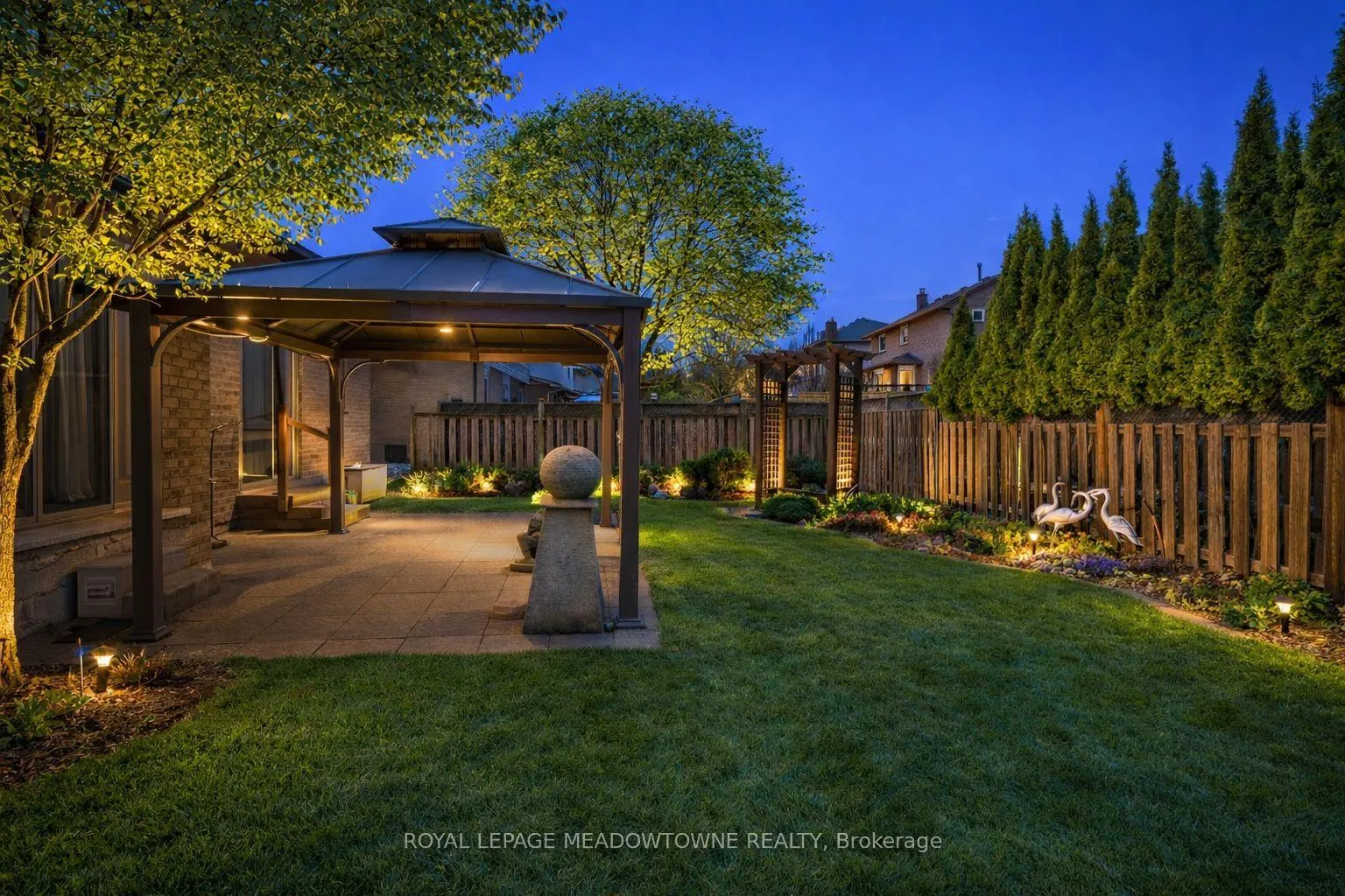 Photo 39 of 3215 Pinemeadow Drive, Burlington, Headon — HOMEH