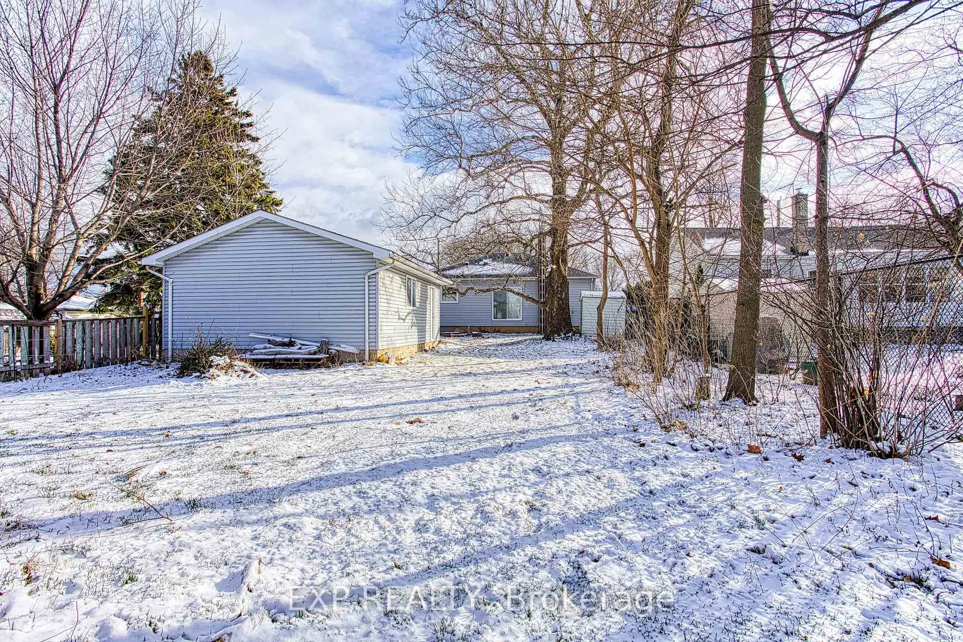 Photo 24 of 18 Bonavem Drive, St. Catharines, Fairview — HOMEH